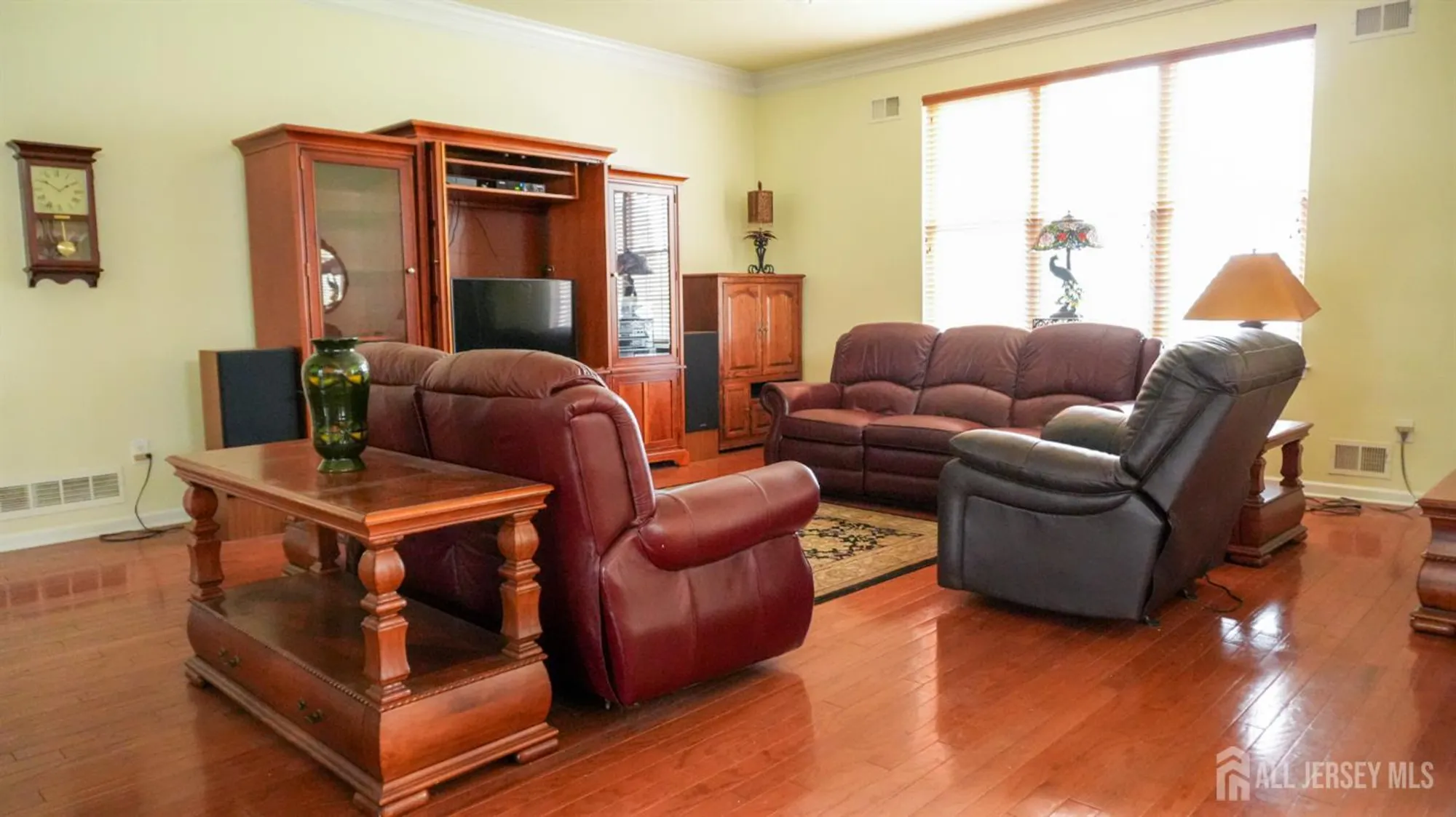 Property Slideshow image 31 of 53 | 1 belmont ct, Freehold, NJ, 07728