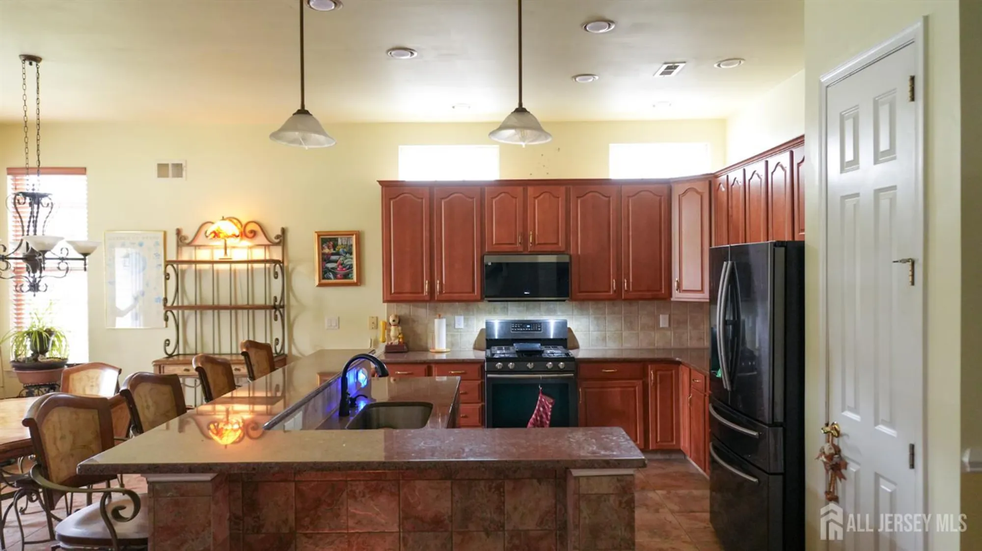 Property Slideshow image 29 of 53 | 1 belmont ct, Freehold, NJ, 07728