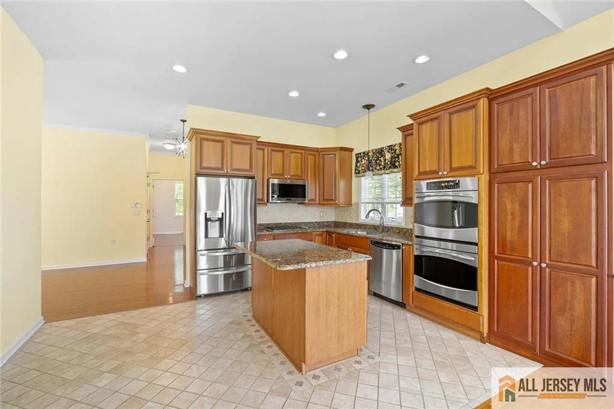Property Slideshow image 8 of 46 | 1 turret dr, Monroe, NJ, 08831