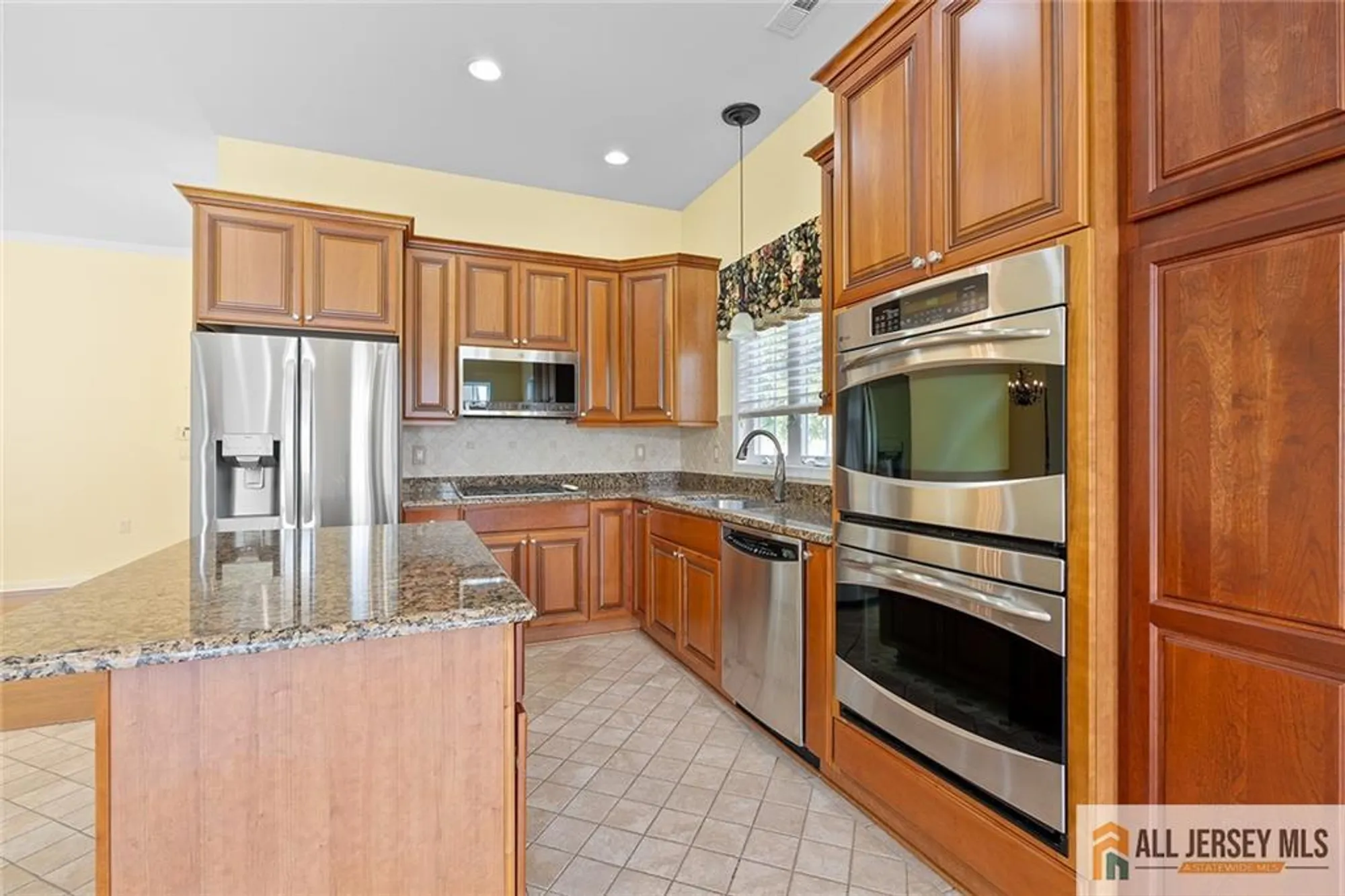 Property Slideshow image 10 of 46 | 1 turret dr, Monroe, NJ, 08831