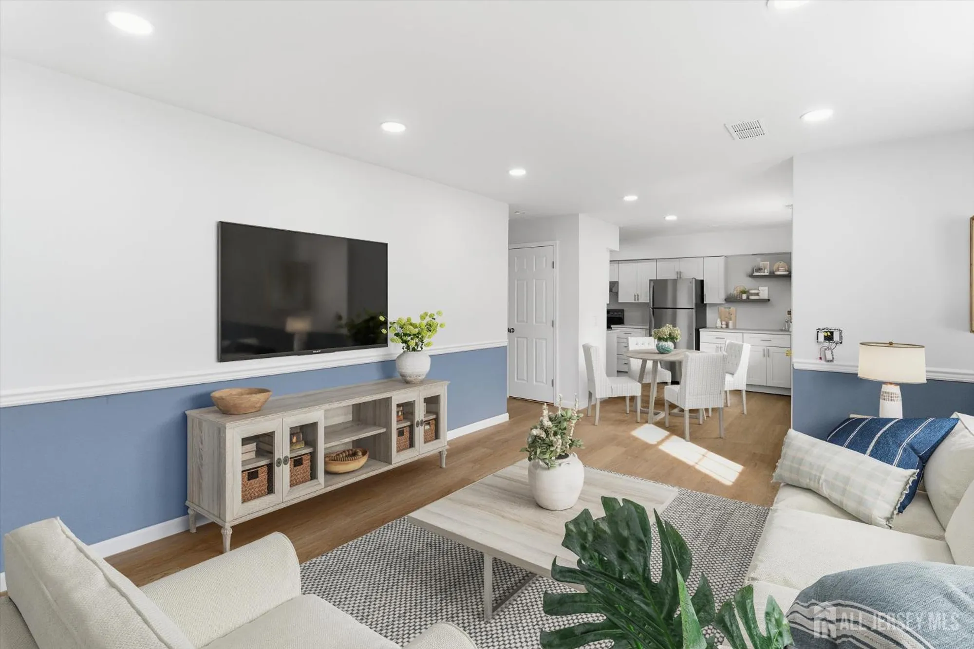 Property Slideshow image 2 of 13 | 4 hawaii ct b, Matawan, NJ, 07747