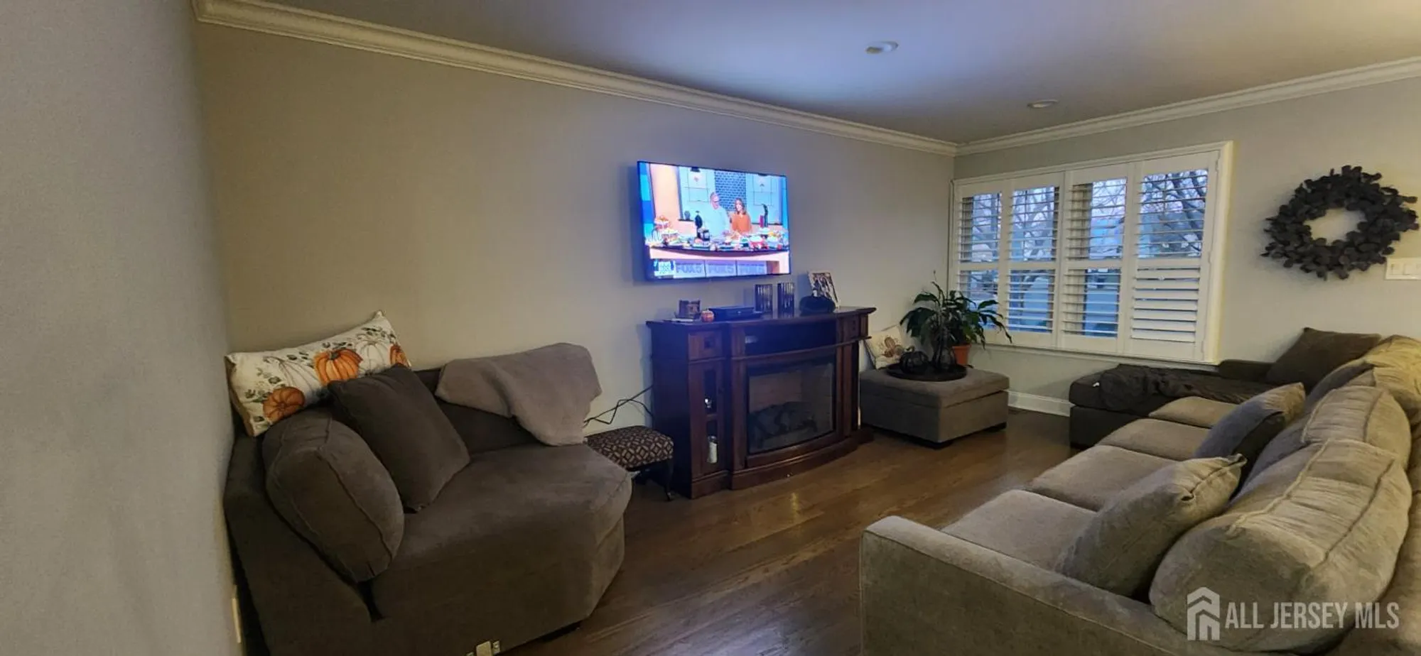 Property Slideshow image 7 of 39 | 10b molly pitcher ct, Monroe, NJ, 08831