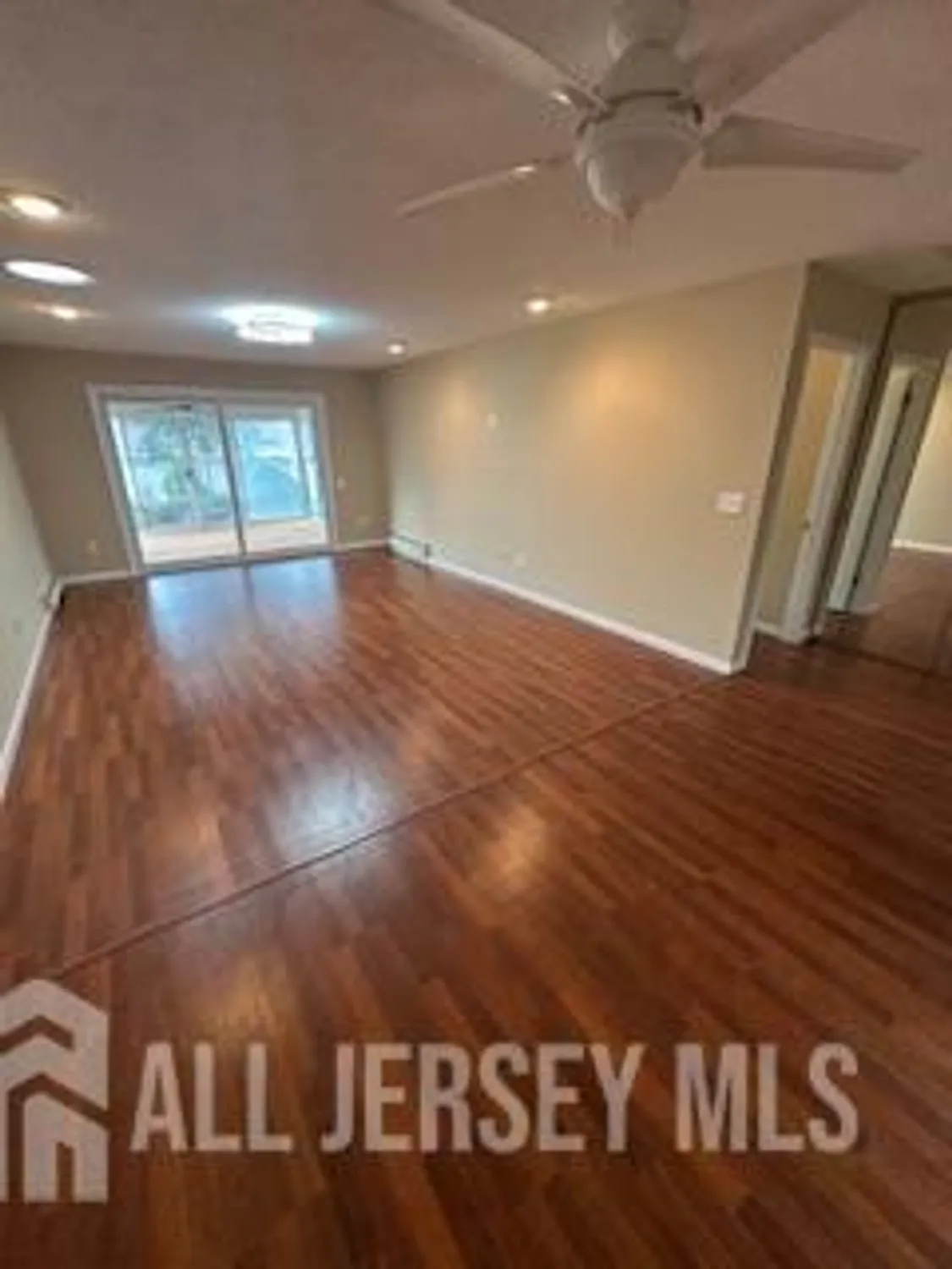 Property Slideshow image 4 of 11 | 211 doremus dr, Monroe, NJ, 08831