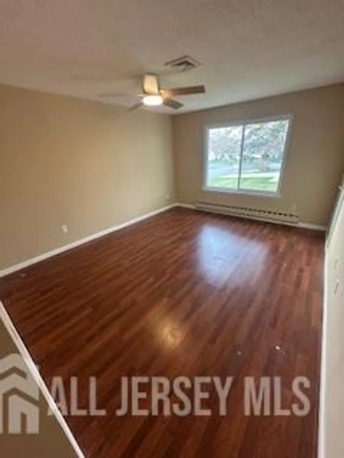 Property Slideshow image 8 of 11 | 211 doremus dr, Monroe, NJ, 08831