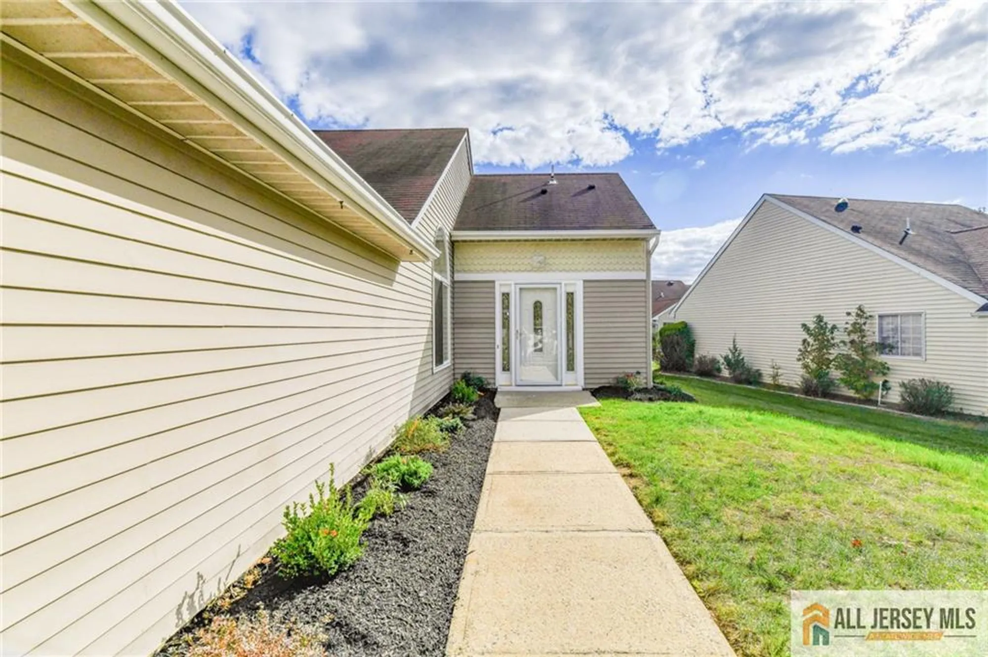 Property Slideshow image 20 of 49 | 639 madison dr 639c, Monroe, NJ, 08831