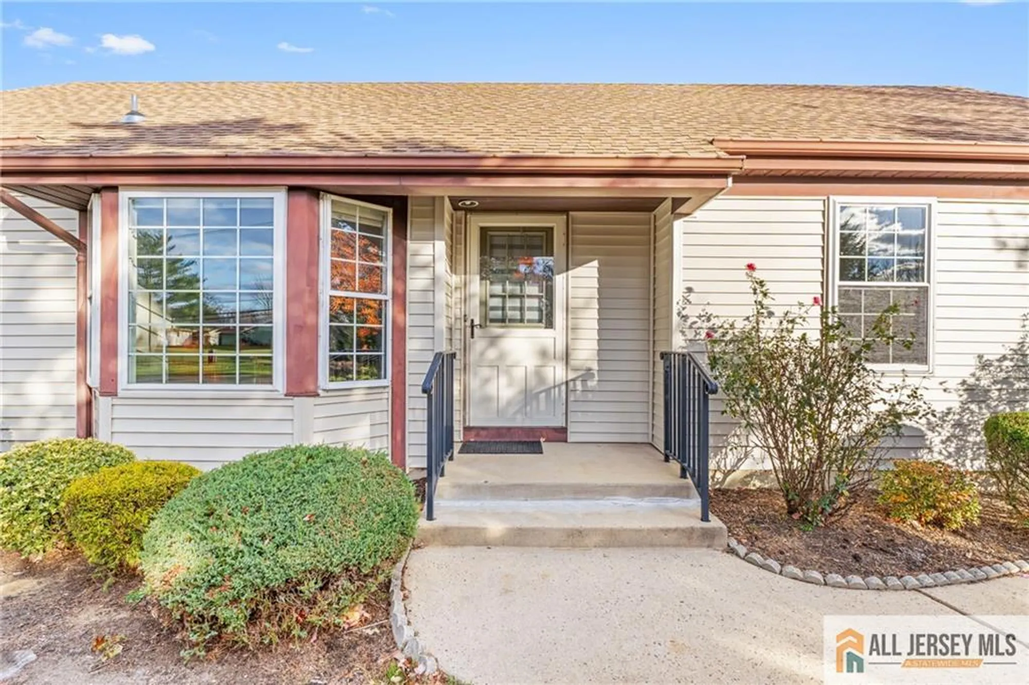 Property Slideshow image 1 of 32 | 18 benjamin franklin dr, Monroe, NJ, 08831