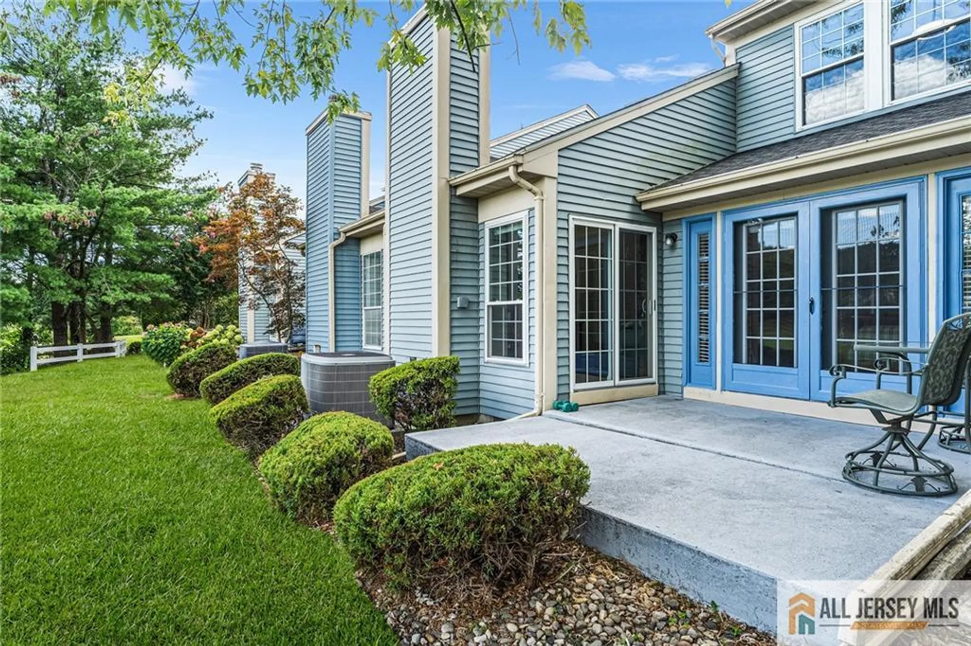 Property Slideshow image 12 of 35 | 10 glastonbury dr c, Monroe, NJ, 08831