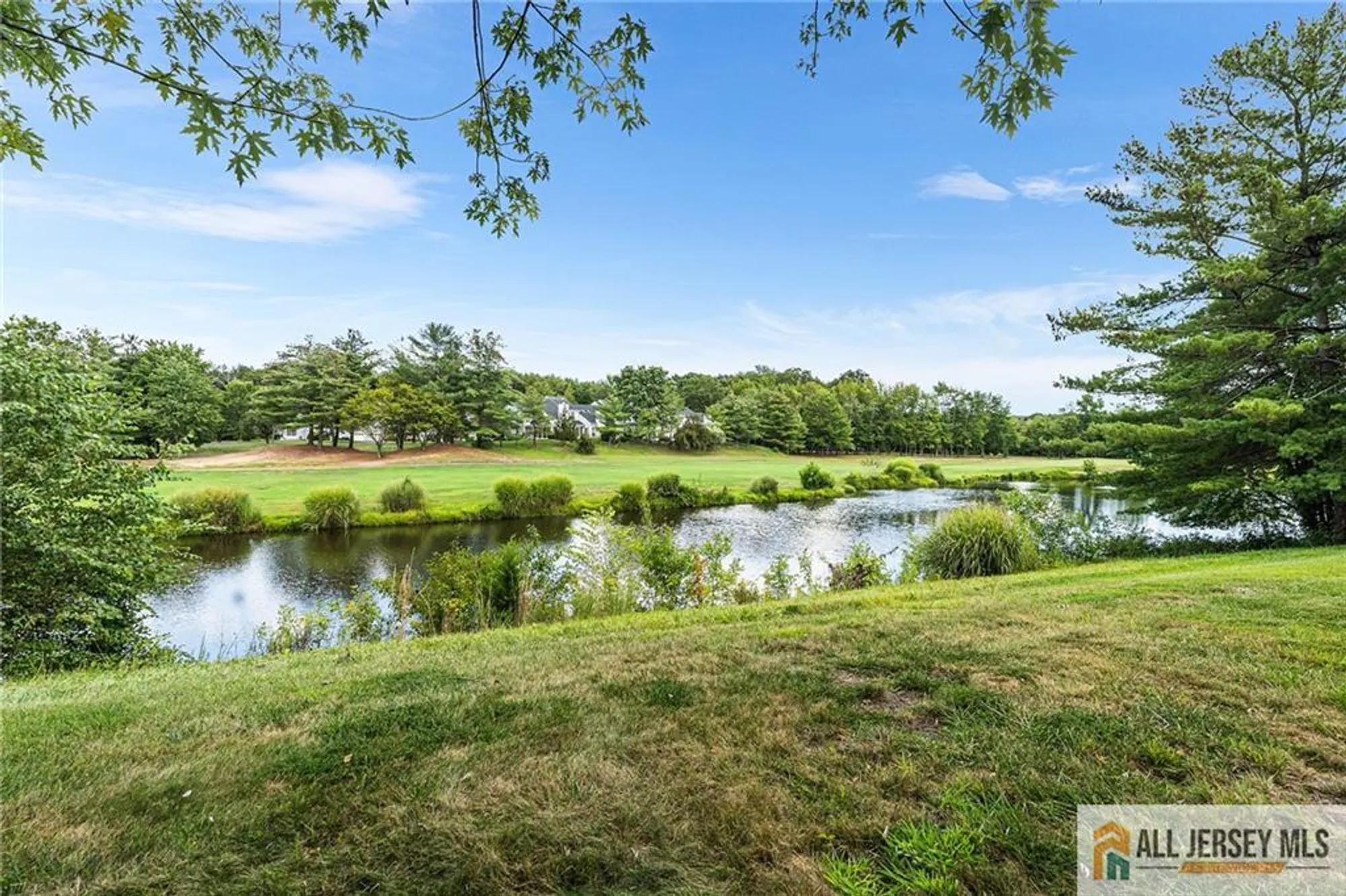 Property Slideshow image 29 of 35 | 10 glastonbury dr c, Monroe, NJ, 08831