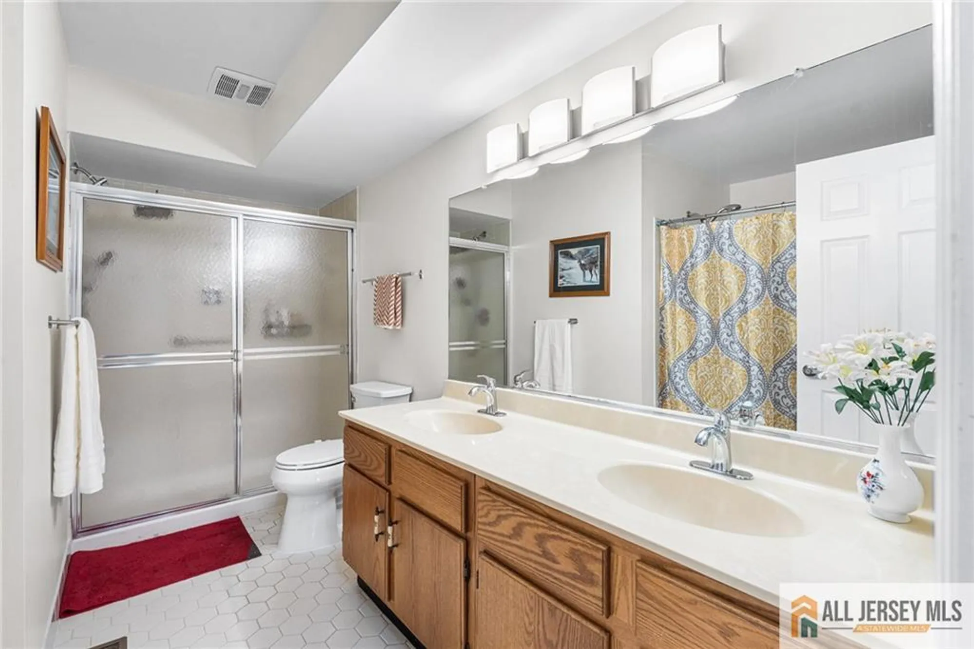 Property Slideshow image 17 of 35 | 10 glastonbury dr c, Monroe, NJ, 08831