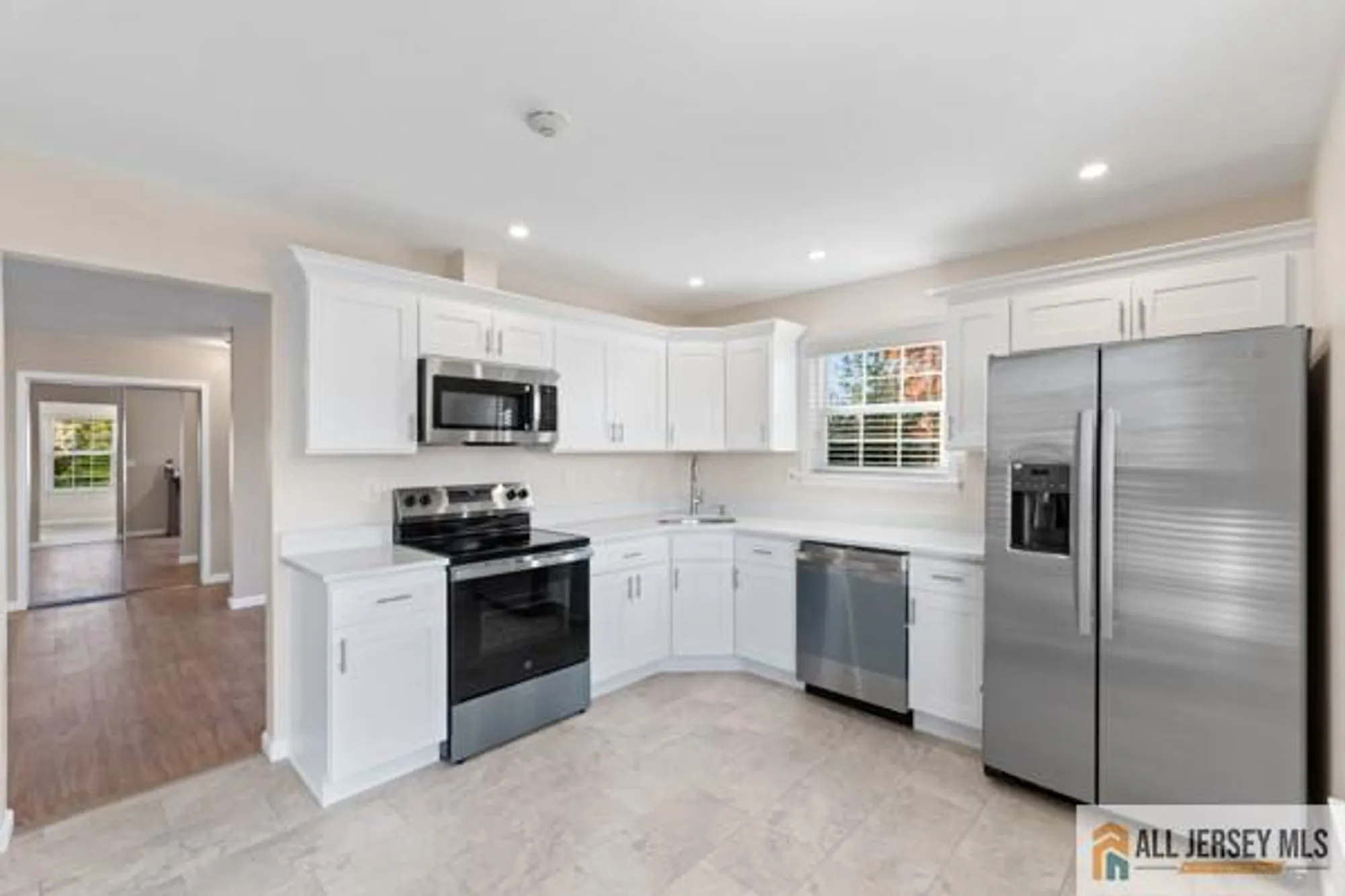 Property Slideshow image 13 of 32 | 18 benjamin franklin dr, Monroe, NJ, 08831