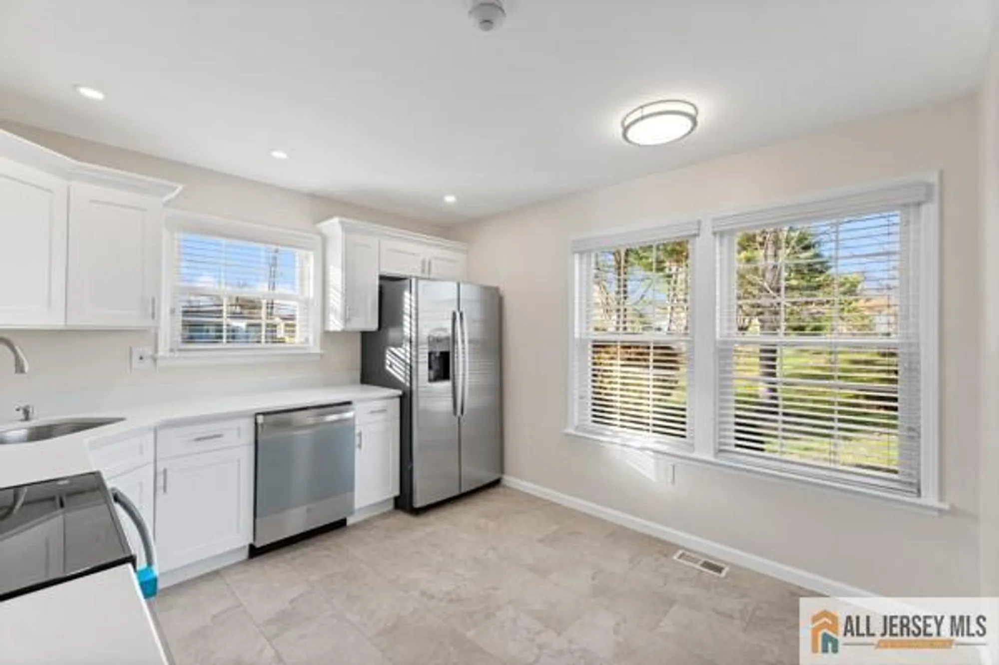 Property Slideshow image 12 of 32 | 18 benjamin franklin dr, Monroe, NJ, 08831