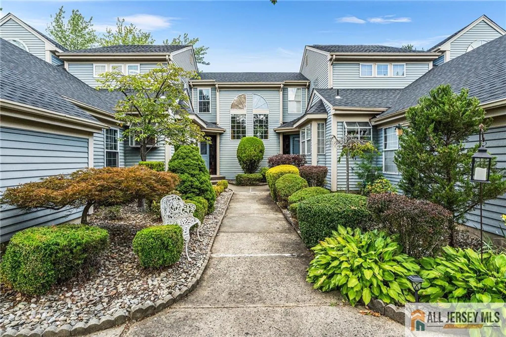 Property Slideshow image 34 of 35 | 10 glastonbury dr c, Monroe, NJ, 08831