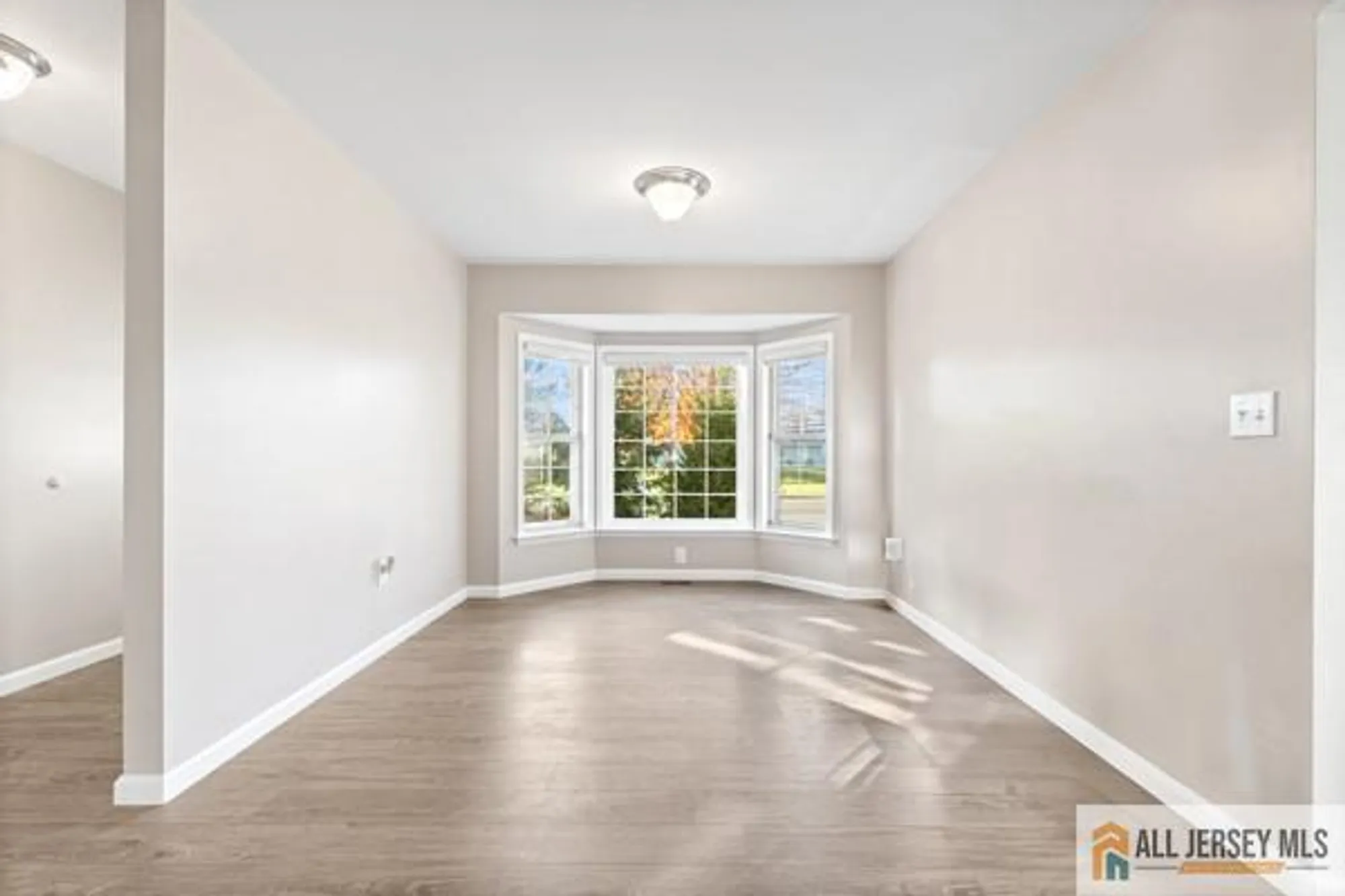 Property Slideshow image 6 of 32 | 18 benjamin franklin dr, Monroe, NJ, 08831