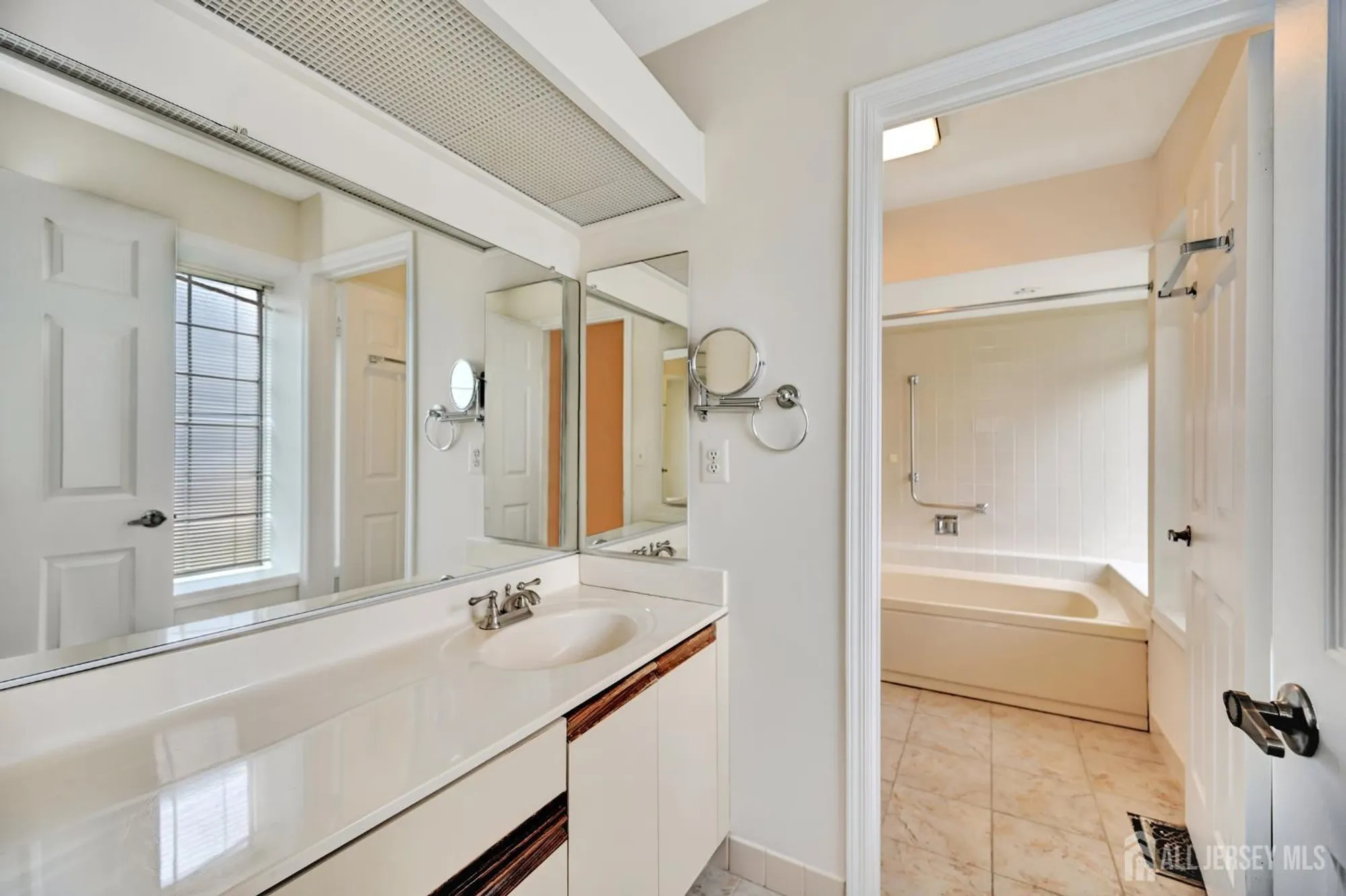 Property Slideshow image 20 of 30 | 13 benjamin franklin dr, Monroe, NJ, 08831