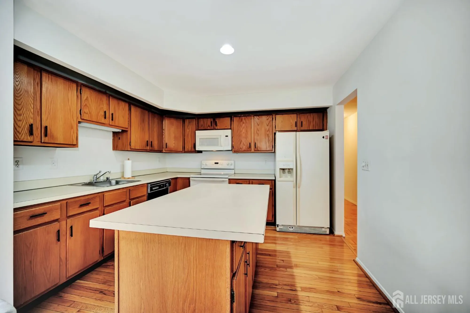 Property Slideshow image 12 of 30 | 13 benjamin franklin dr, Monroe, NJ, 08831