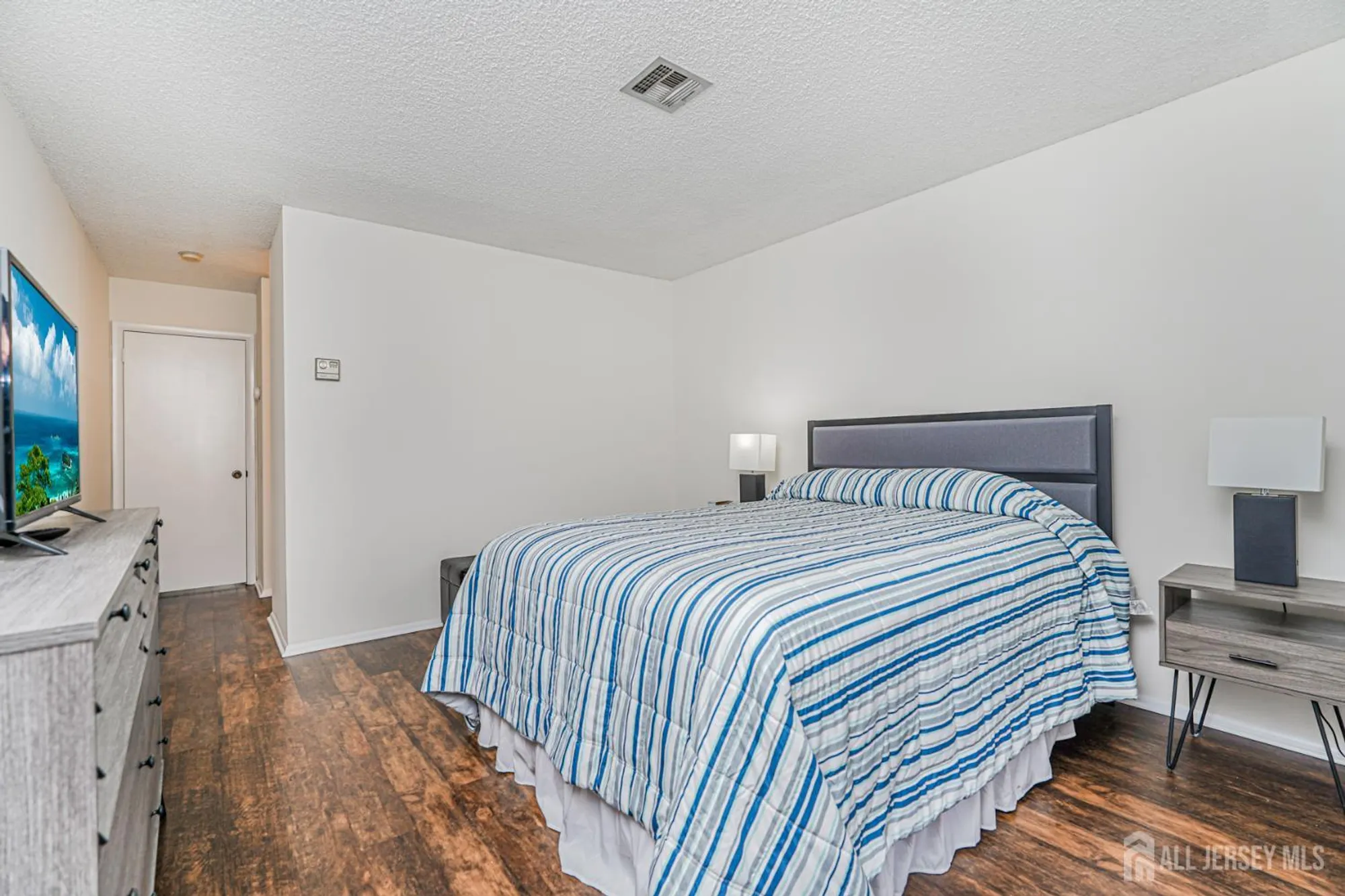 Property Slideshow image 22 of 33 | 732 ralston plz a, Monroe, NJ, 08831