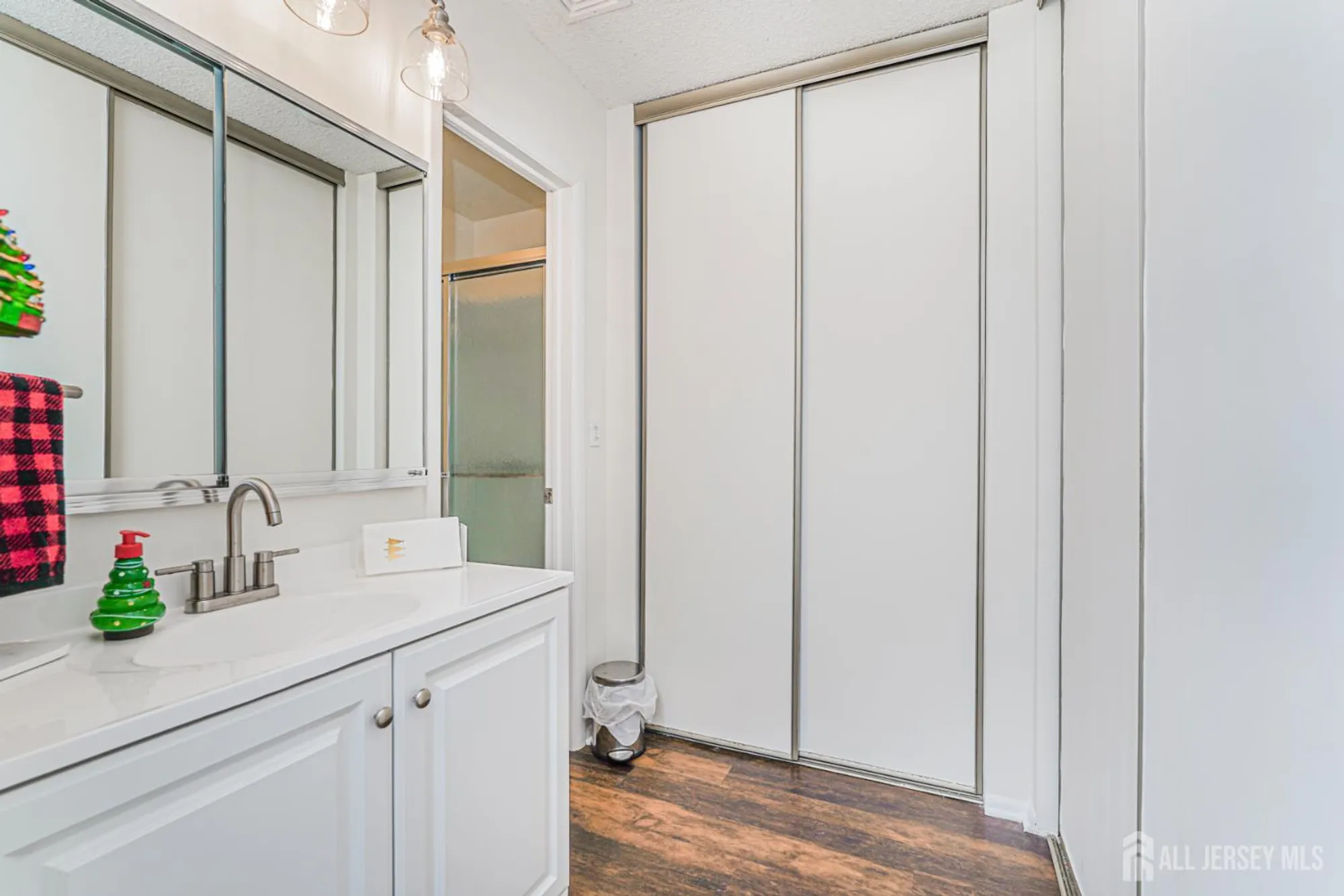 Property Slideshow image 23 of 33 | 732 ralston plz a, Monroe, NJ, 08831