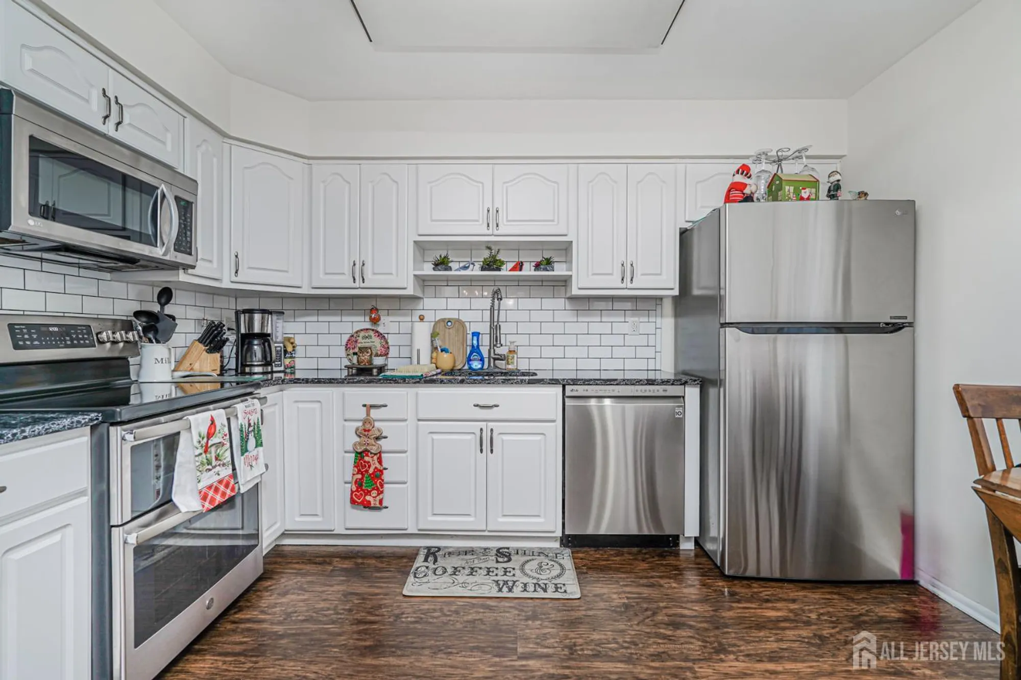 Property Slideshow image 7 of 33 | 732 ralston plz a, Monroe, NJ, 08831