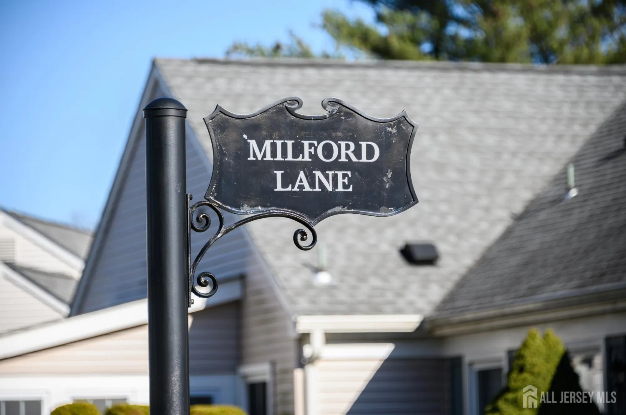 Property Slideshow image 12 of 33 | 267 milford ln, Monroe, NJ, 08831