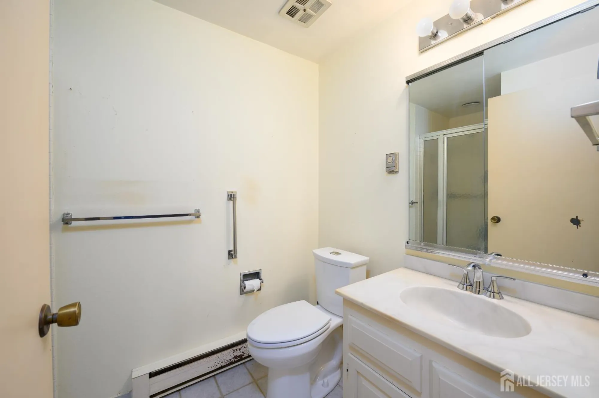 Property Slideshow image 26 of 33 | 267 milford ln, Monroe, NJ, 08831