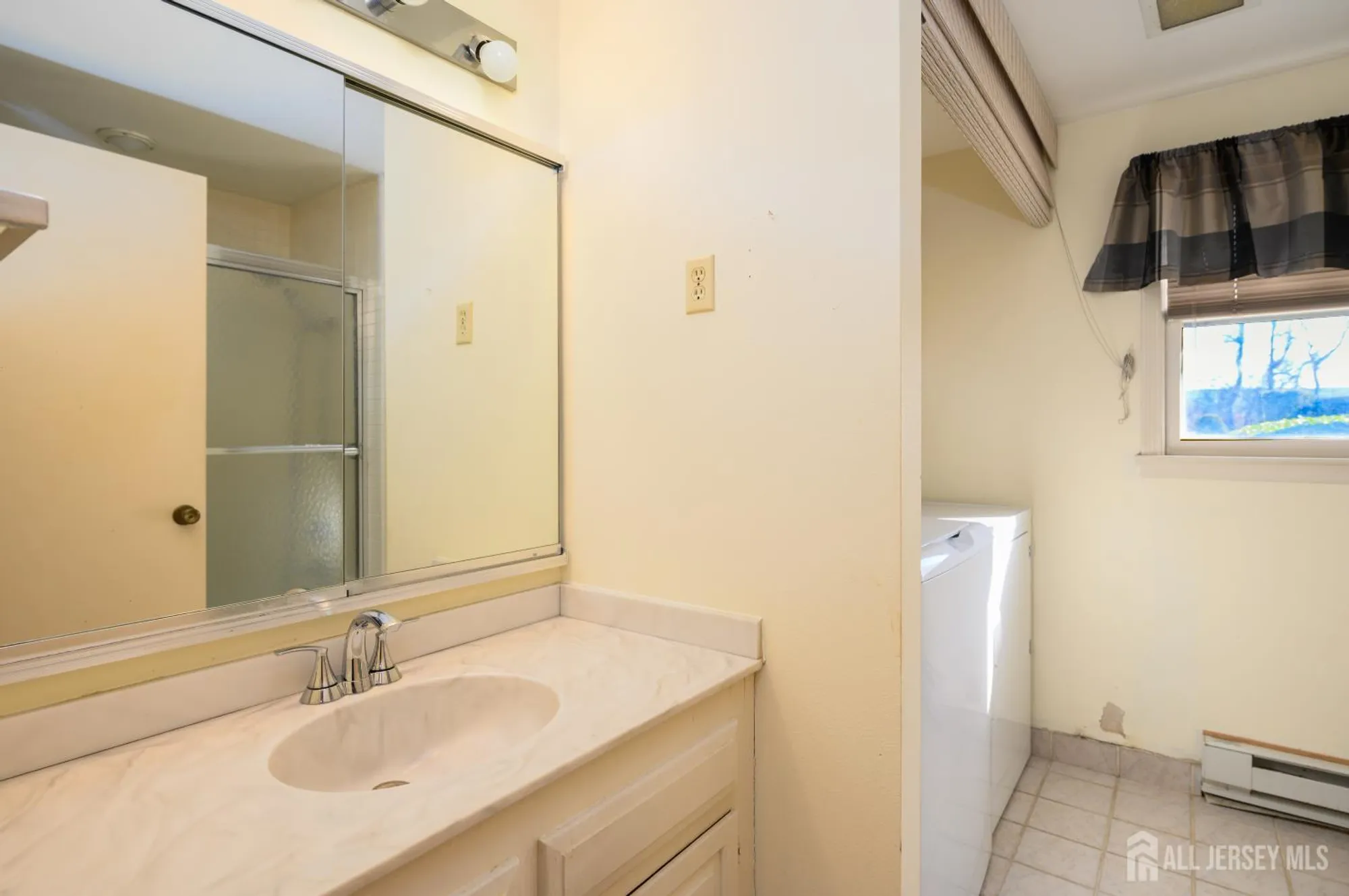 Property Slideshow image 23 of 33 | 267 milford ln, Monroe, NJ, 08831