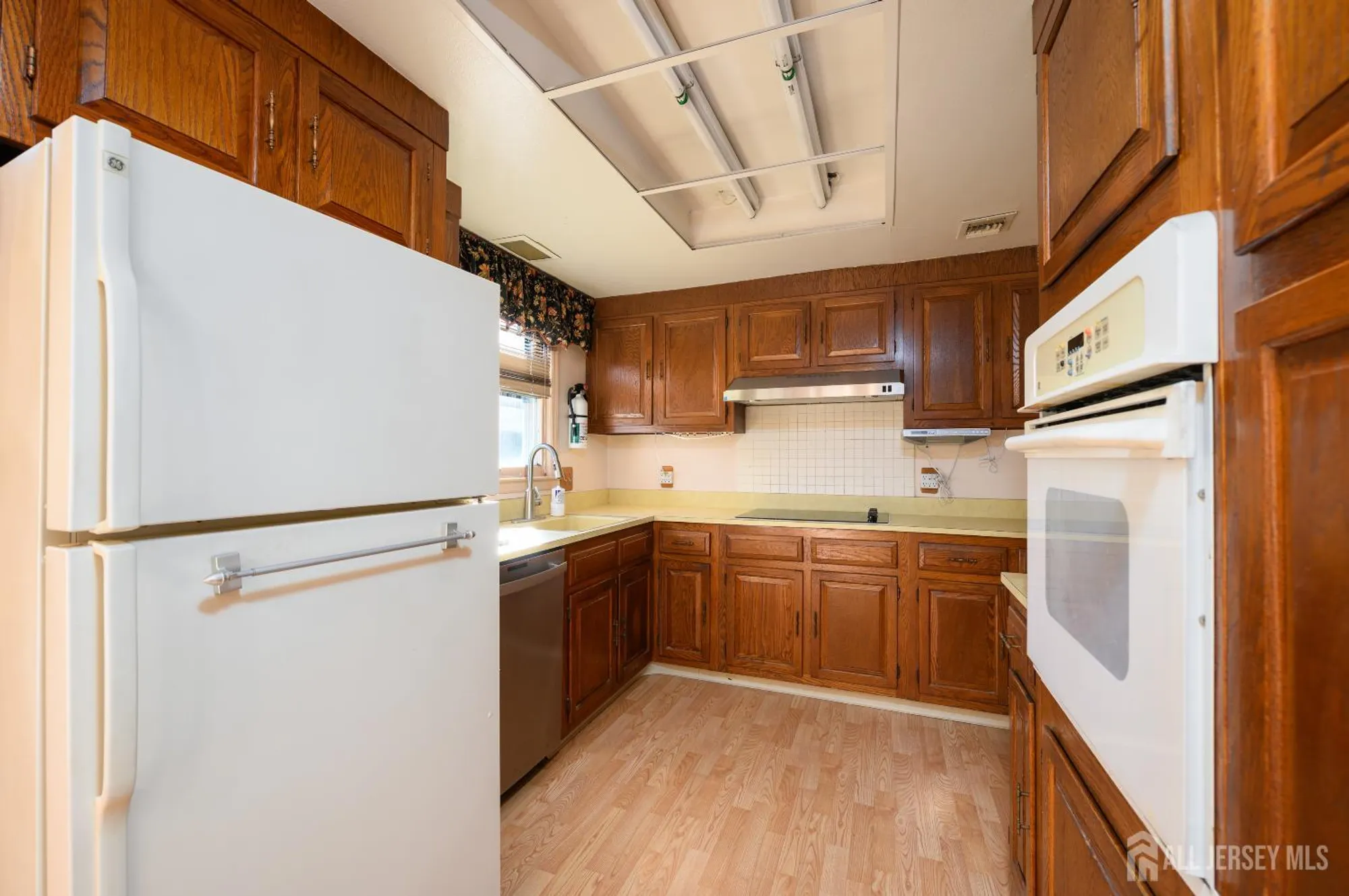 Property Slideshow image 20 of 33 | 267 milford ln, Monroe, NJ, 08831