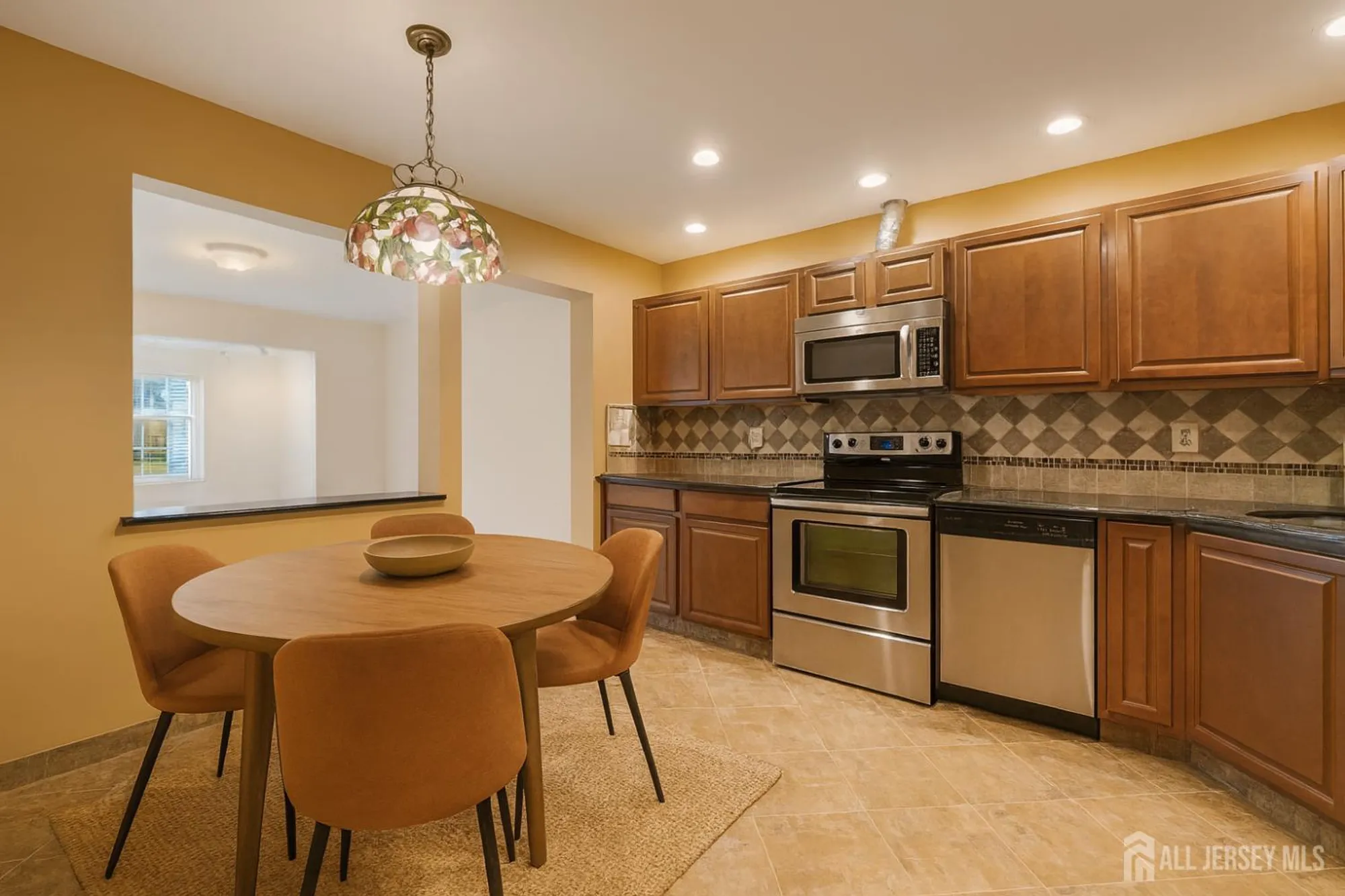 Property Slideshow image 11 of 29 | 14b john paul jones dr b, Monroe, NJ, 08831