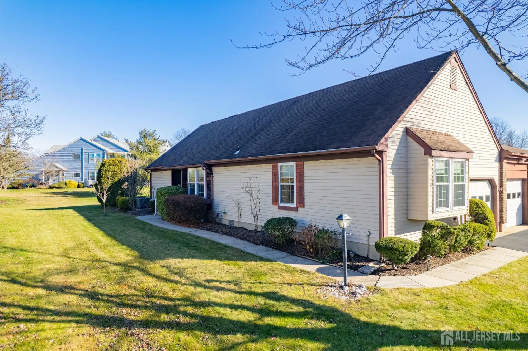 Property Slideshow image 21 of 29 | 14b john paul jones dr b, Monroe, NJ, 08831