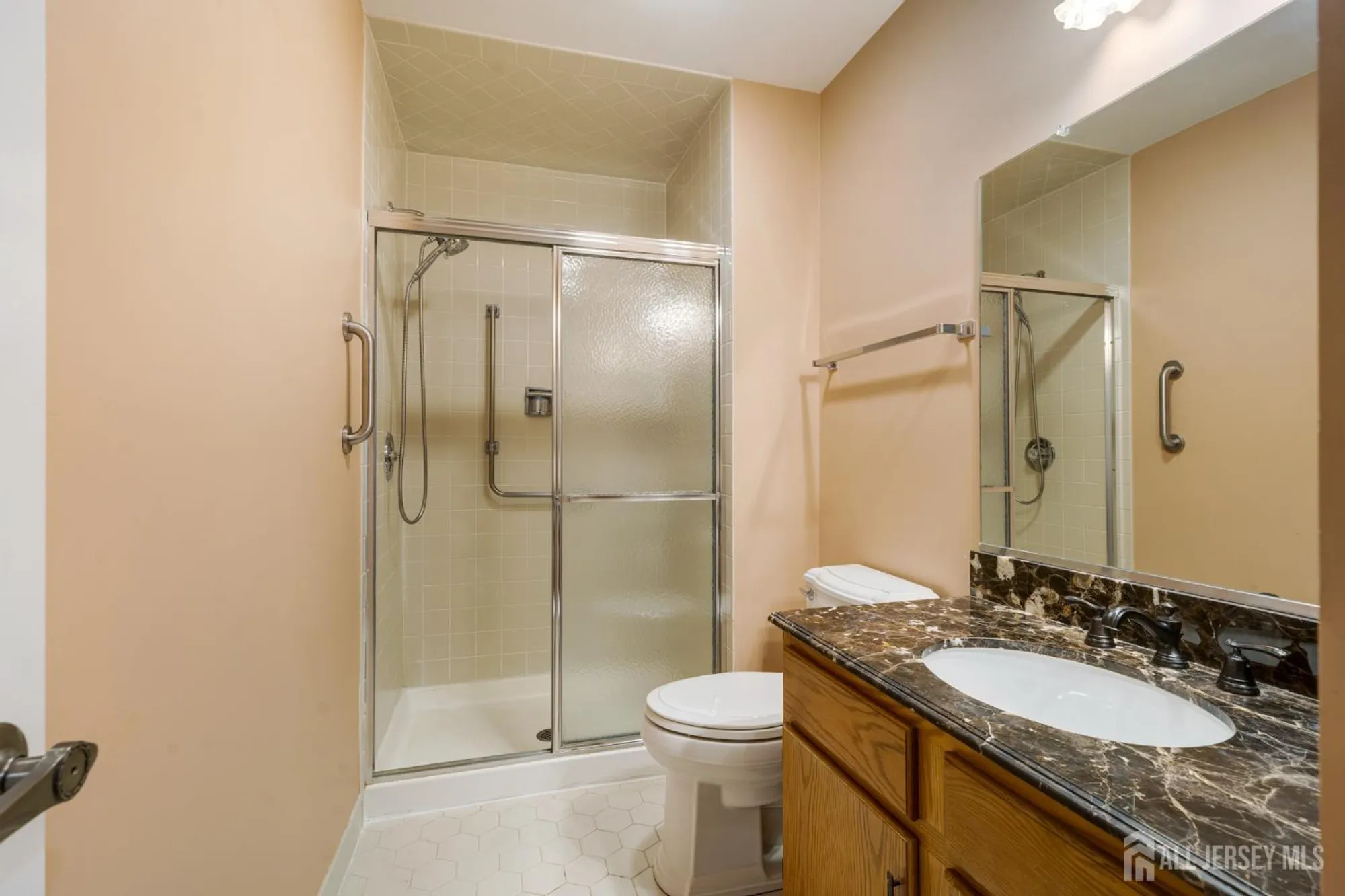 Property Slideshow image 12 of 29 | 14b john paul jones dr b, Monroe, NJ, 08831