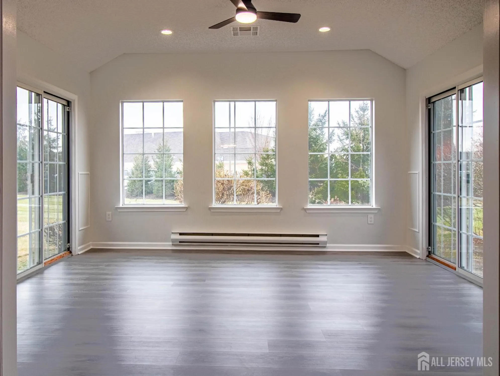 Property Slideshow image 6 of 21 | 659b azalea plz, Monroe, NJ, 08831