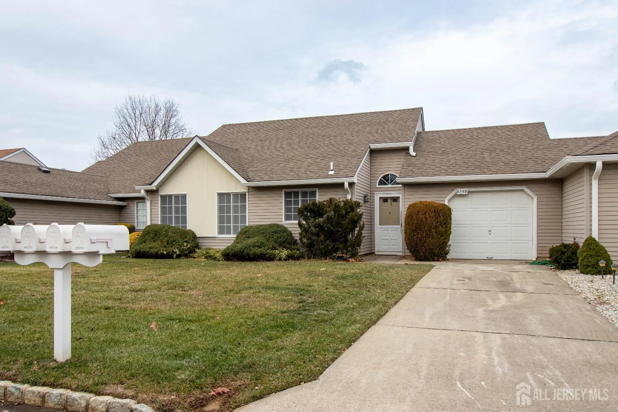 Property Slideshow image 21 of 21 | 659b azalea plz, Monroe, NJ, 08831