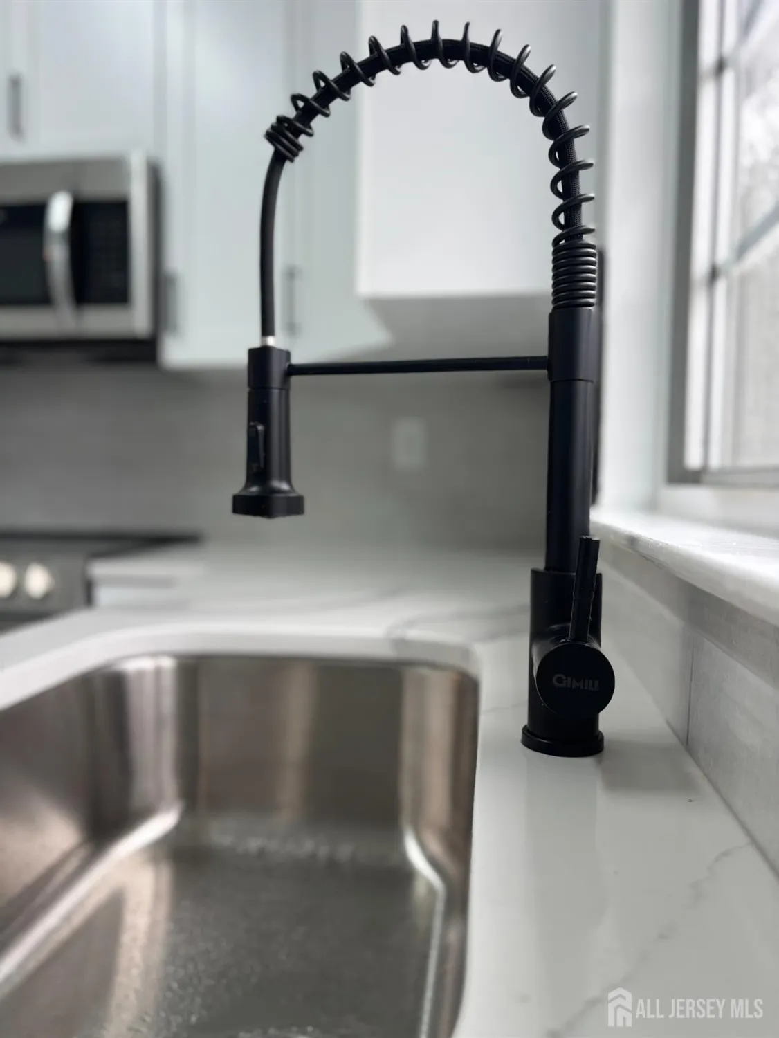 Property Slideshow image 16 of 21 | 659b azalea plz, Monroe, NJ, 08831