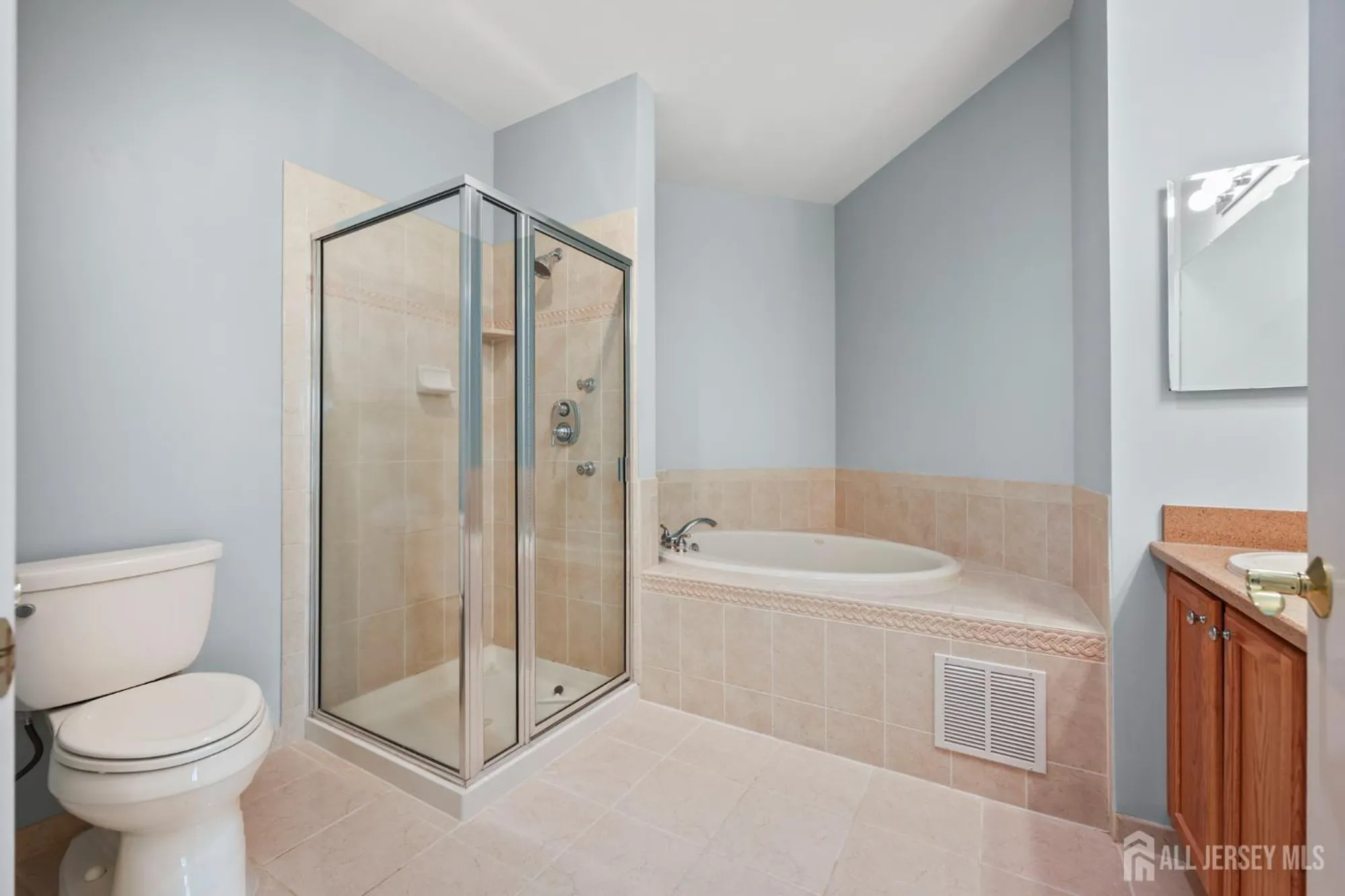 Property Slideshow image 19 of 38 | 3208 falston cir, Old Bridge, NJ, 08857