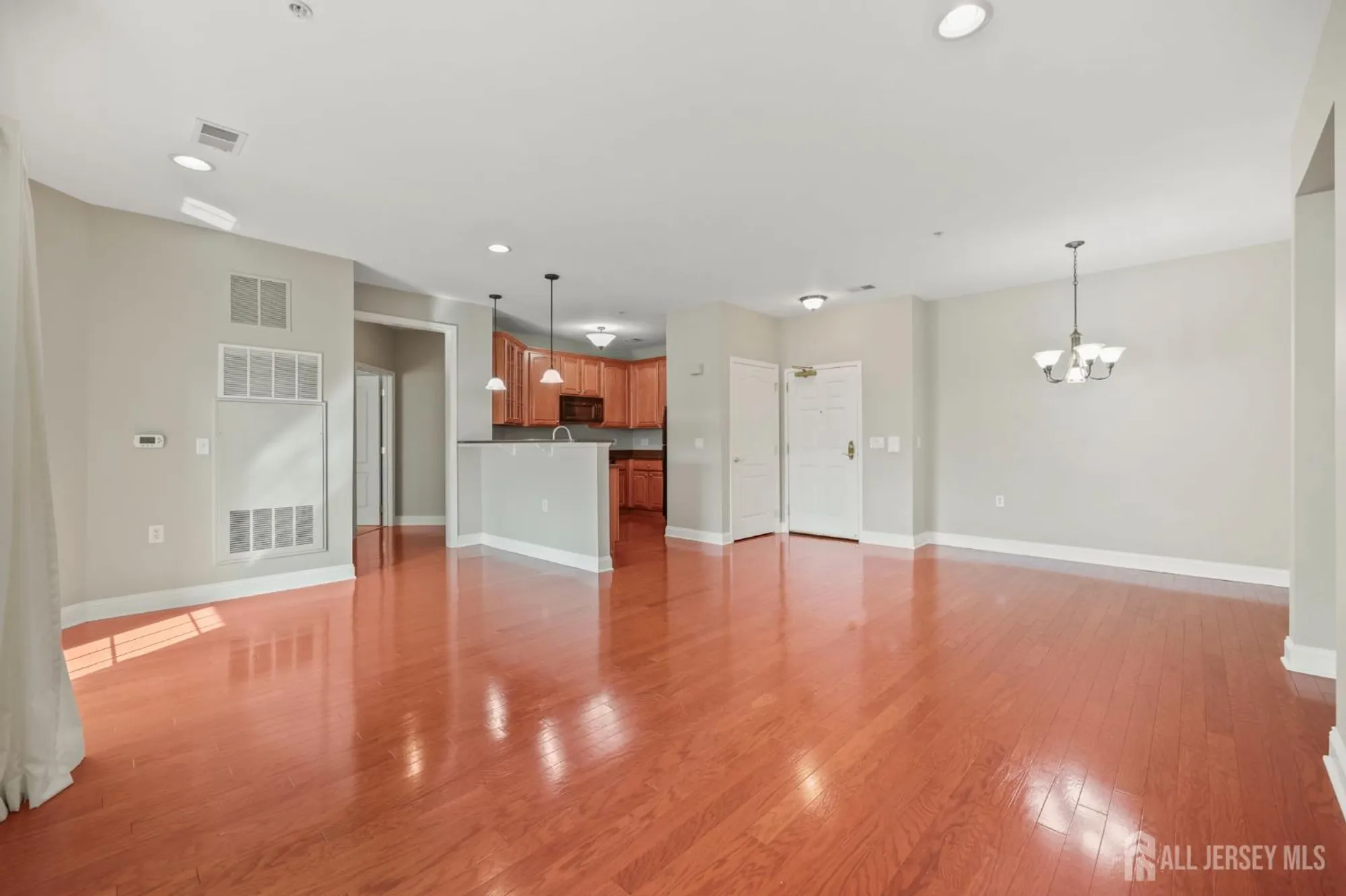 Property Slideshow image 8 of 38 | 3208 falston cir, Old Bridge, NJ, 08857