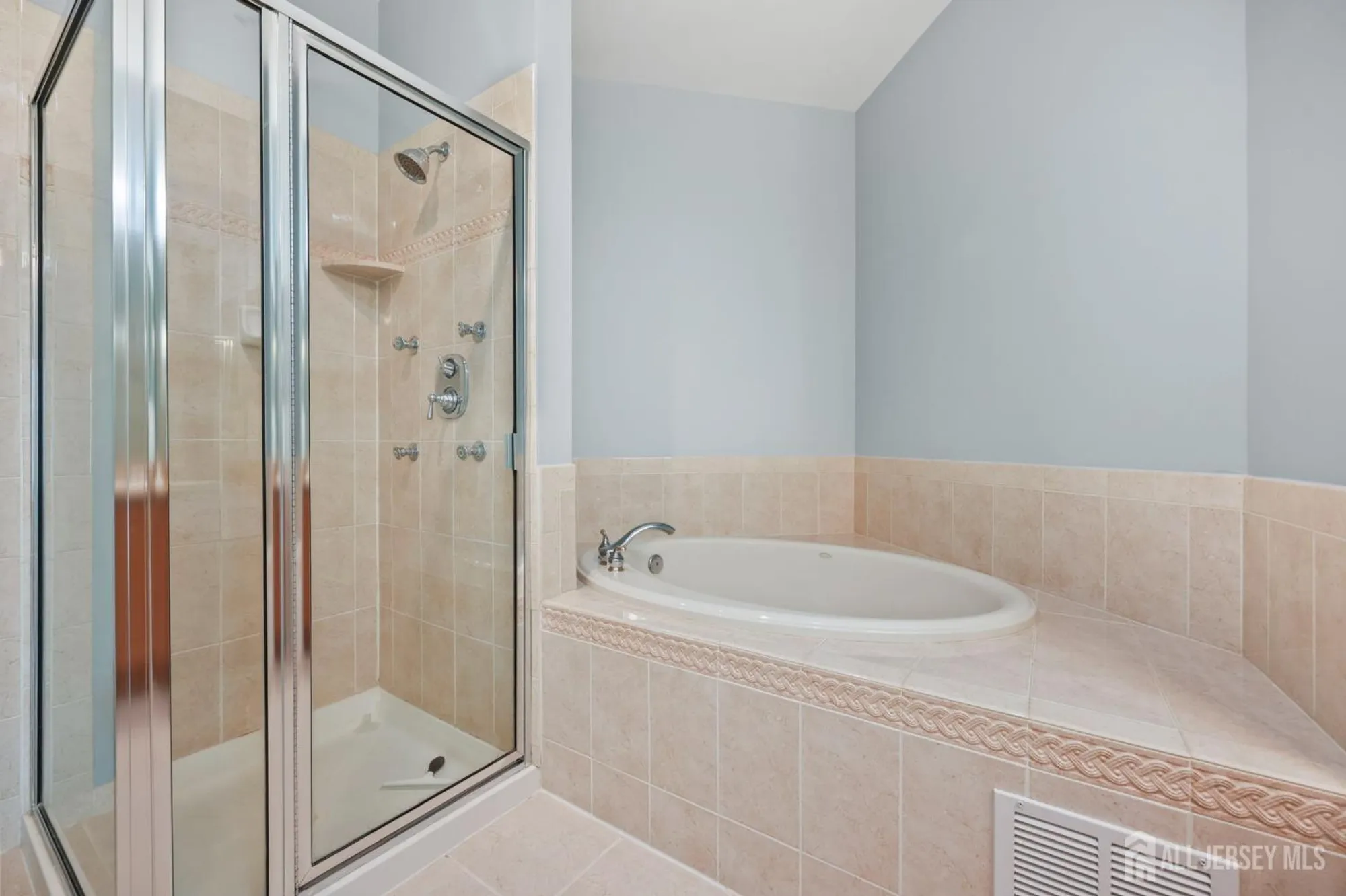 Property Slideshow image 20 of 38 | 3208 falston cir, Old Bridge, NJ, 08857