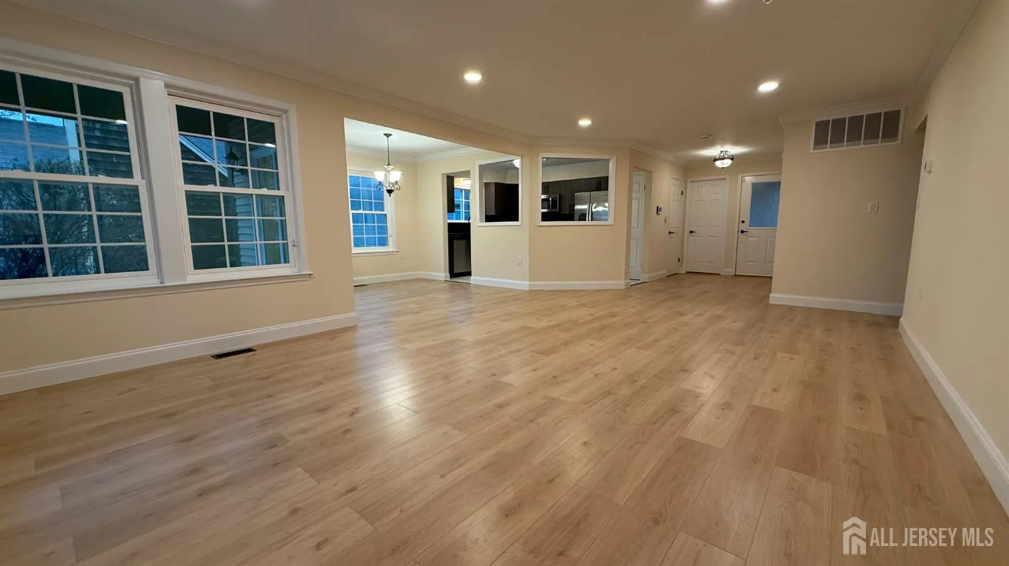 Property Slideshow image 12 of 17 | 62 yorkshire dr a, Monroe, NJ, 08831