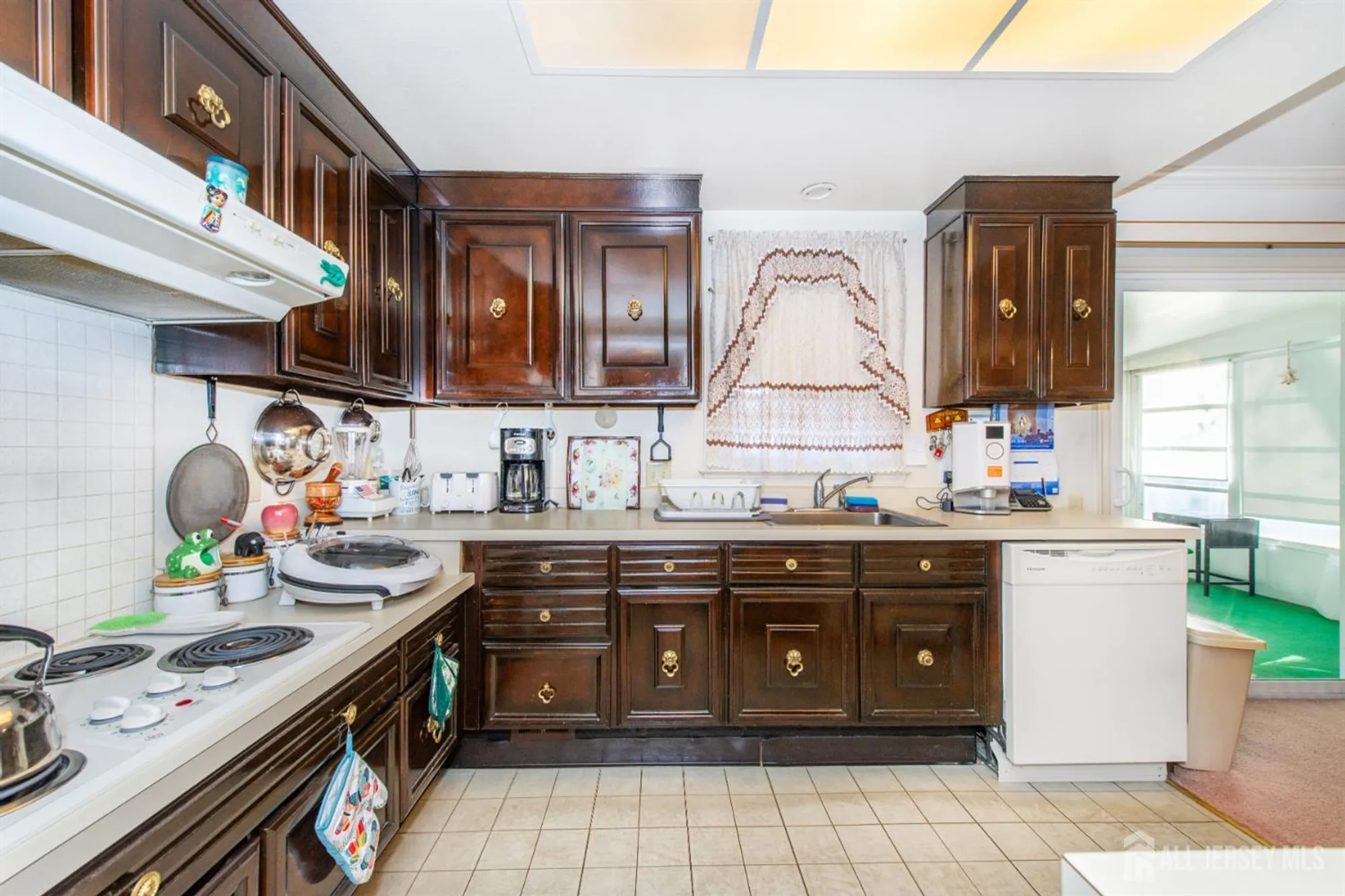 Property Slideshow image 9 of 25 | 84 old nassau rd d, Monroe, NJ, 08831