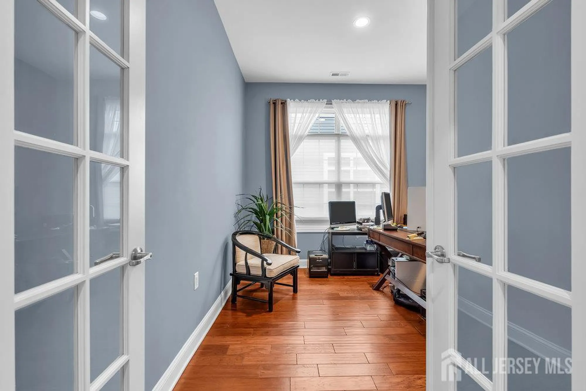 Property Slideshow image 6 of 31 | 147 cobblestone blvd, Monroe, NJ, 08831