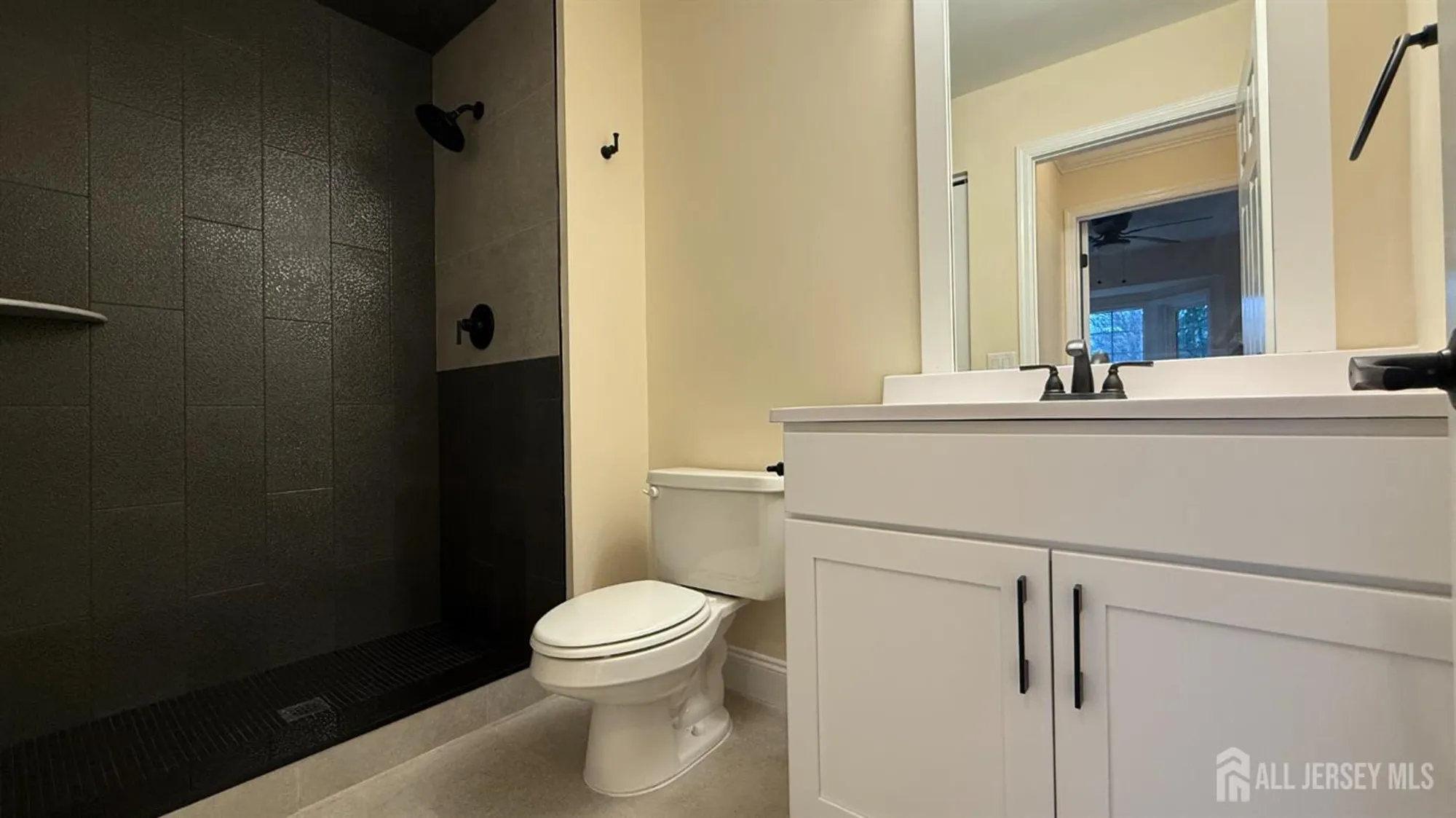 Property Slideshow image 5 of 17 | 62 yorkshire dr a, Monroe, NJ, 08831