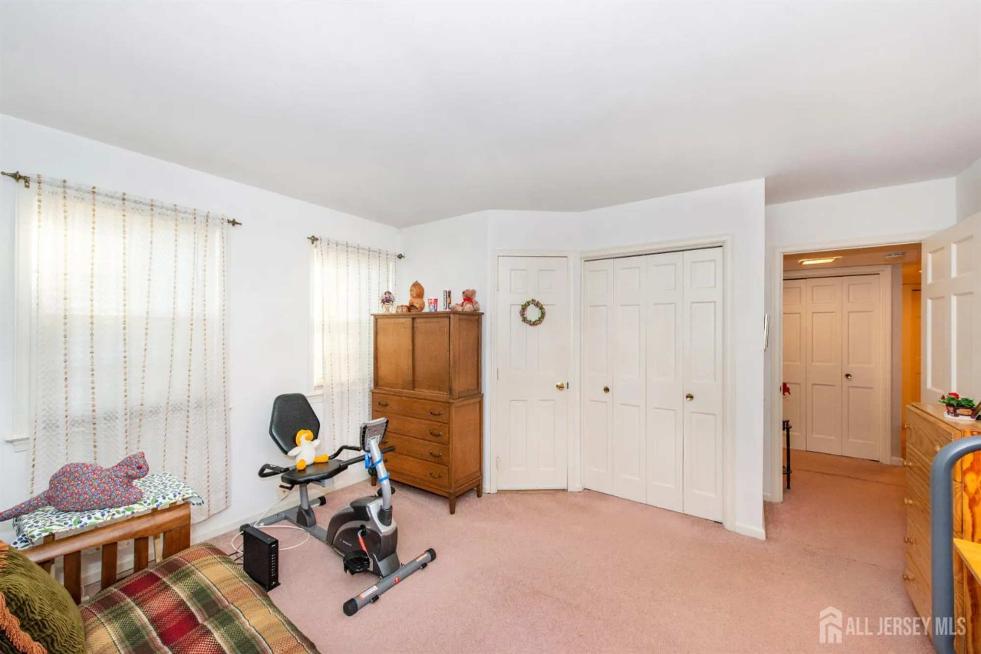 Property Slideshow image 16 of 25 | 84 old nassau rd d, Monroe, NJ, 08831