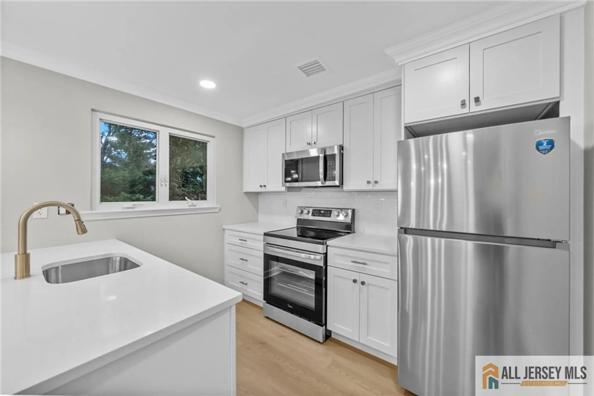 Property Slideshow image 3 of 22 | 113 indigo plz 113a, Monroe, NJ, 08831