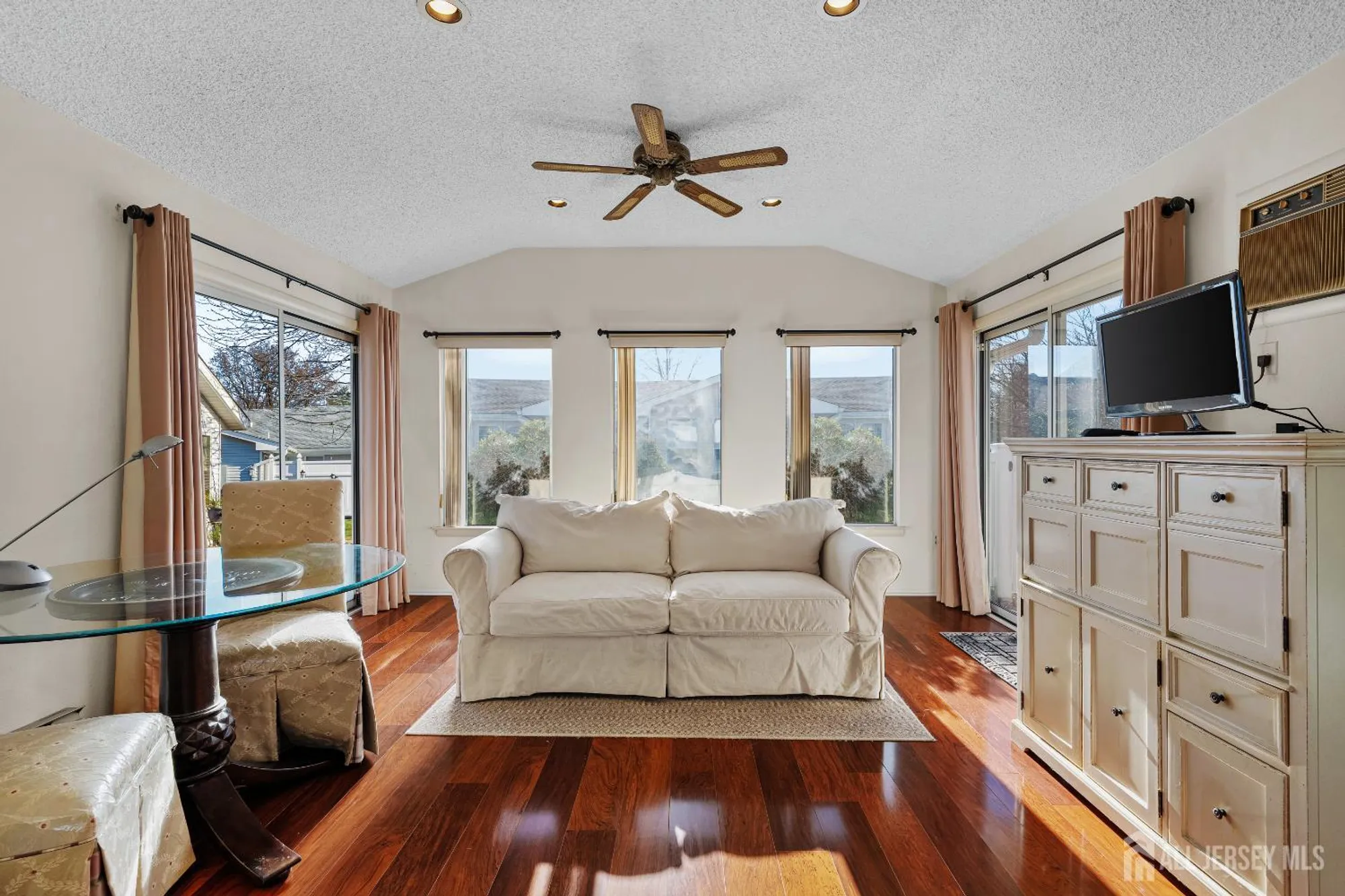 Property Slideshow image 15 of 26 | 801 pompton rd b, Monroe, NJ, 08831