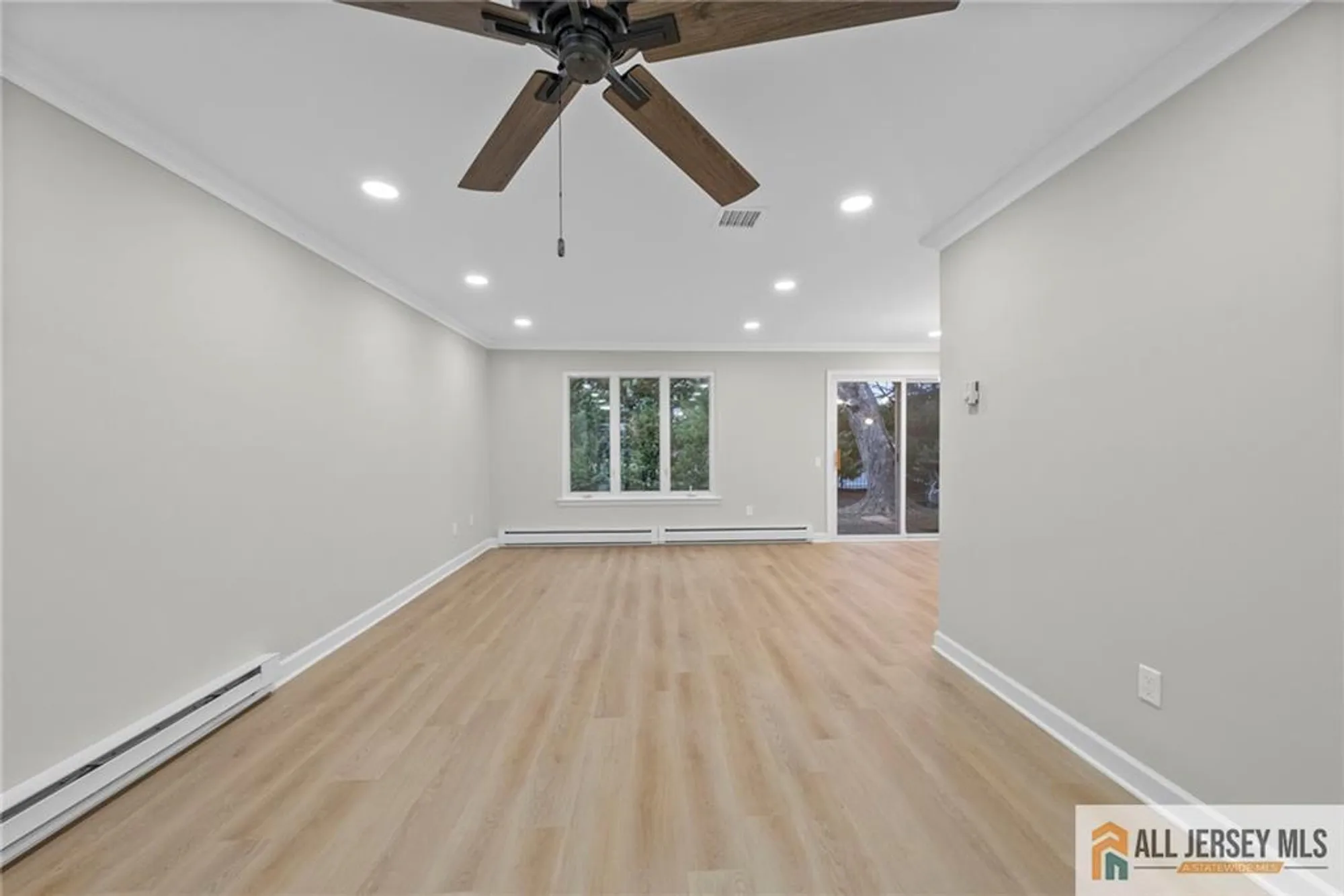 Property Slideshow image 11 of 22 | 113 indigo plz 113a, Monroe, NJ, 08831