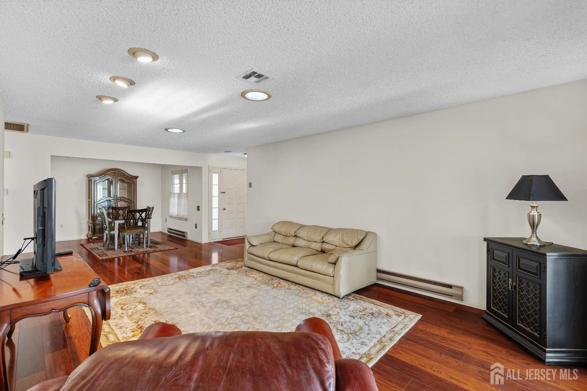 Property Slideshow image 13 of 26 | 801 pompton rd b, Monroe, NJ, 08831