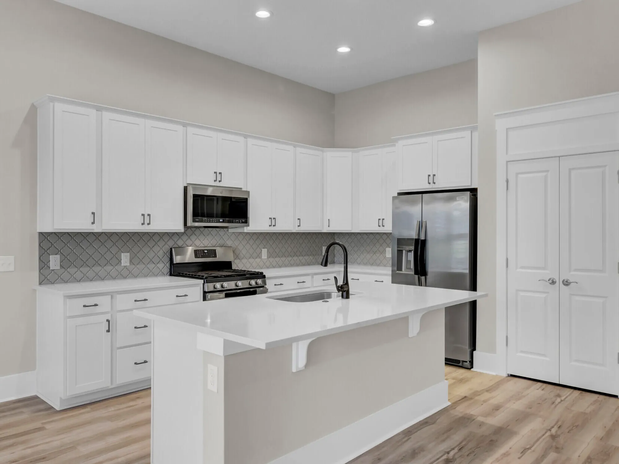 Property Slideshow image 10 of 55 | 253 river martin ct, Summerville, SC, 29483