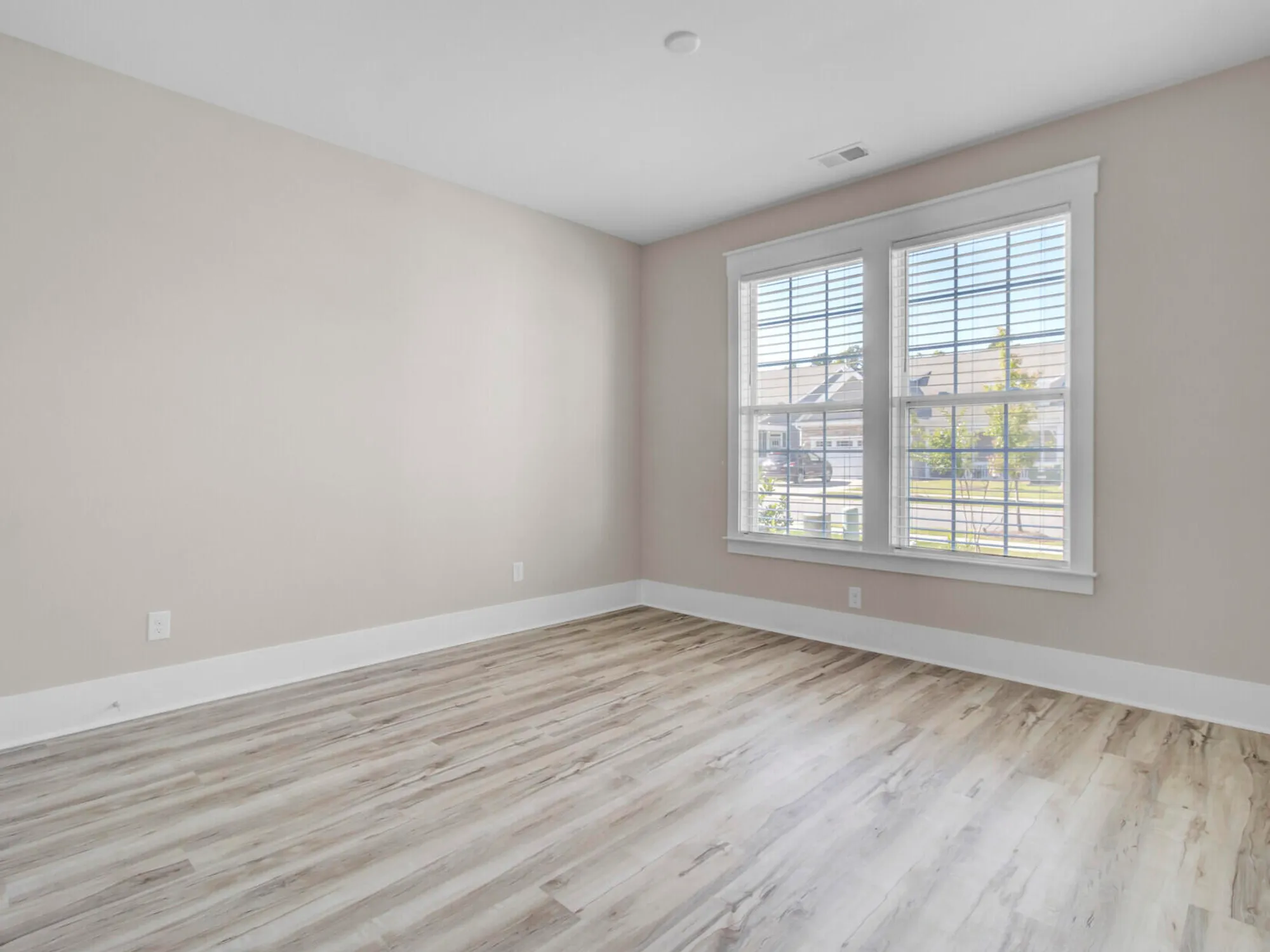 Property Slideshow image 21 of 55 | 253 river martin ct, Summerville, SC, 29483