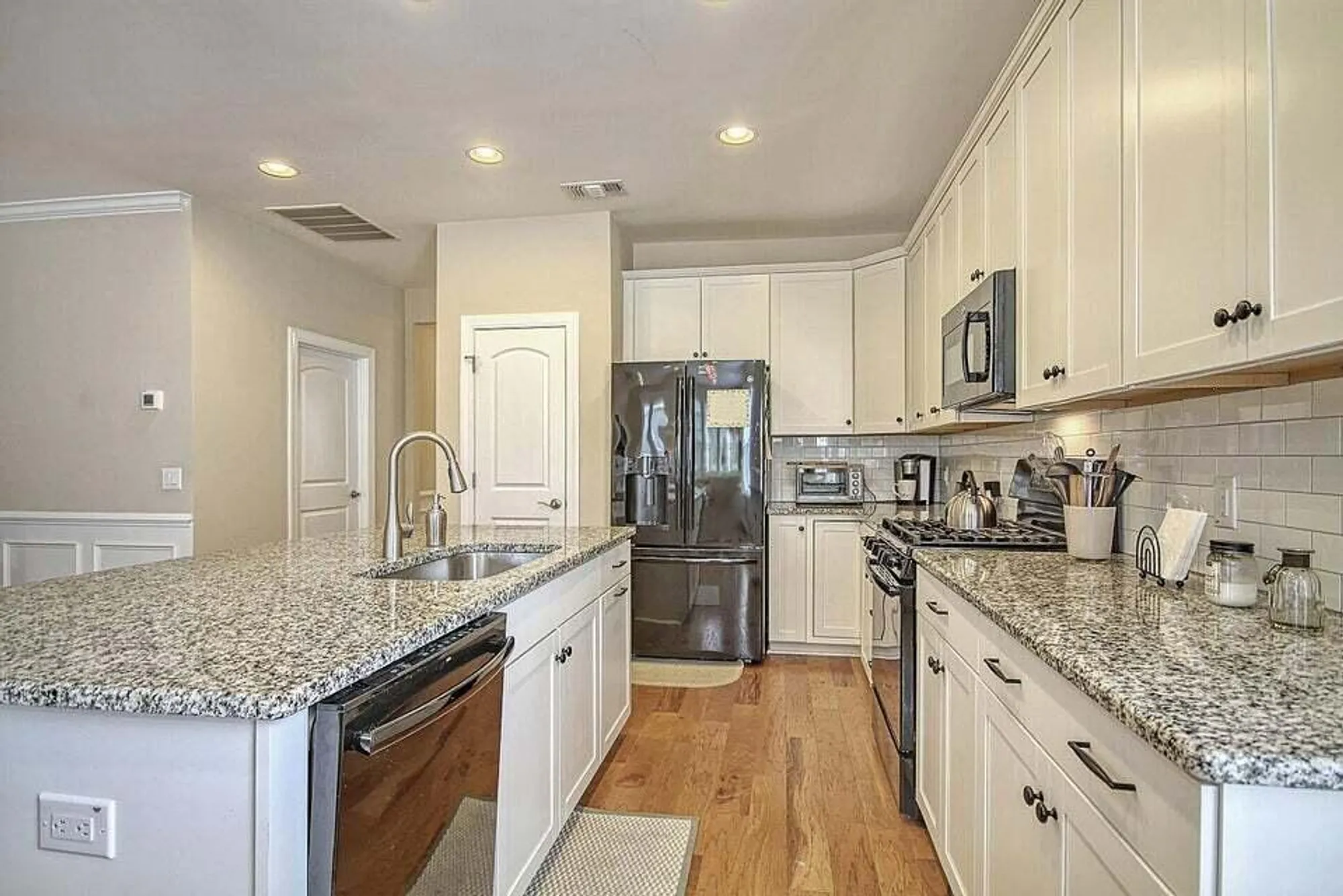 Property Slideshow image 8 of 27 | 126 harbor trace ln, Summerville, SC, 29486