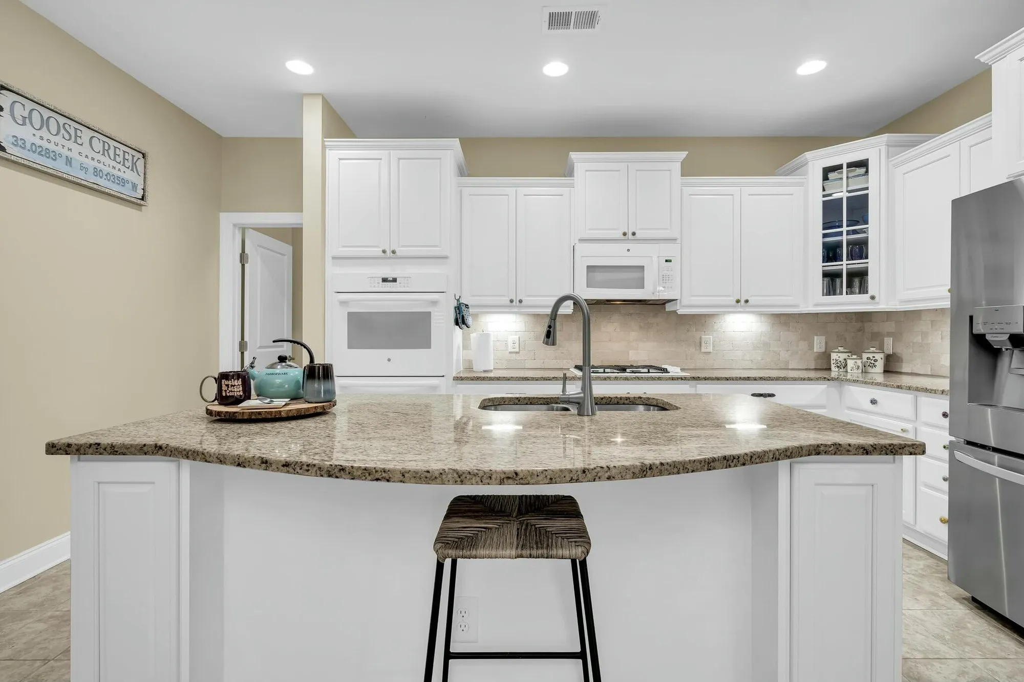 Property Slideshow image 16 of 50 | 404 claymoor village ln, Summerville, SC, 29486