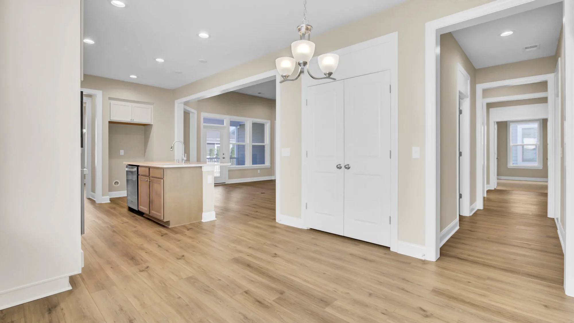 Property Slideshow image 19 of 38 | 192 collared dove ct, Summerville, SC, 29483