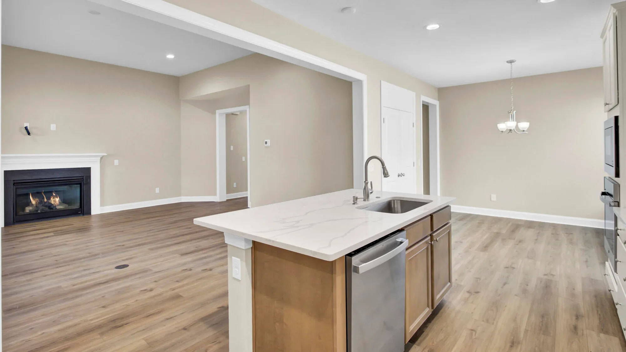 Property Slideshow image 5 of 38 | 192 collared dove ct, Summerville, SC, 29483